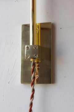 Series01 Lg Sconce, Polished Unlacquered Brass, Gochu Red Leather Pivoting Shade