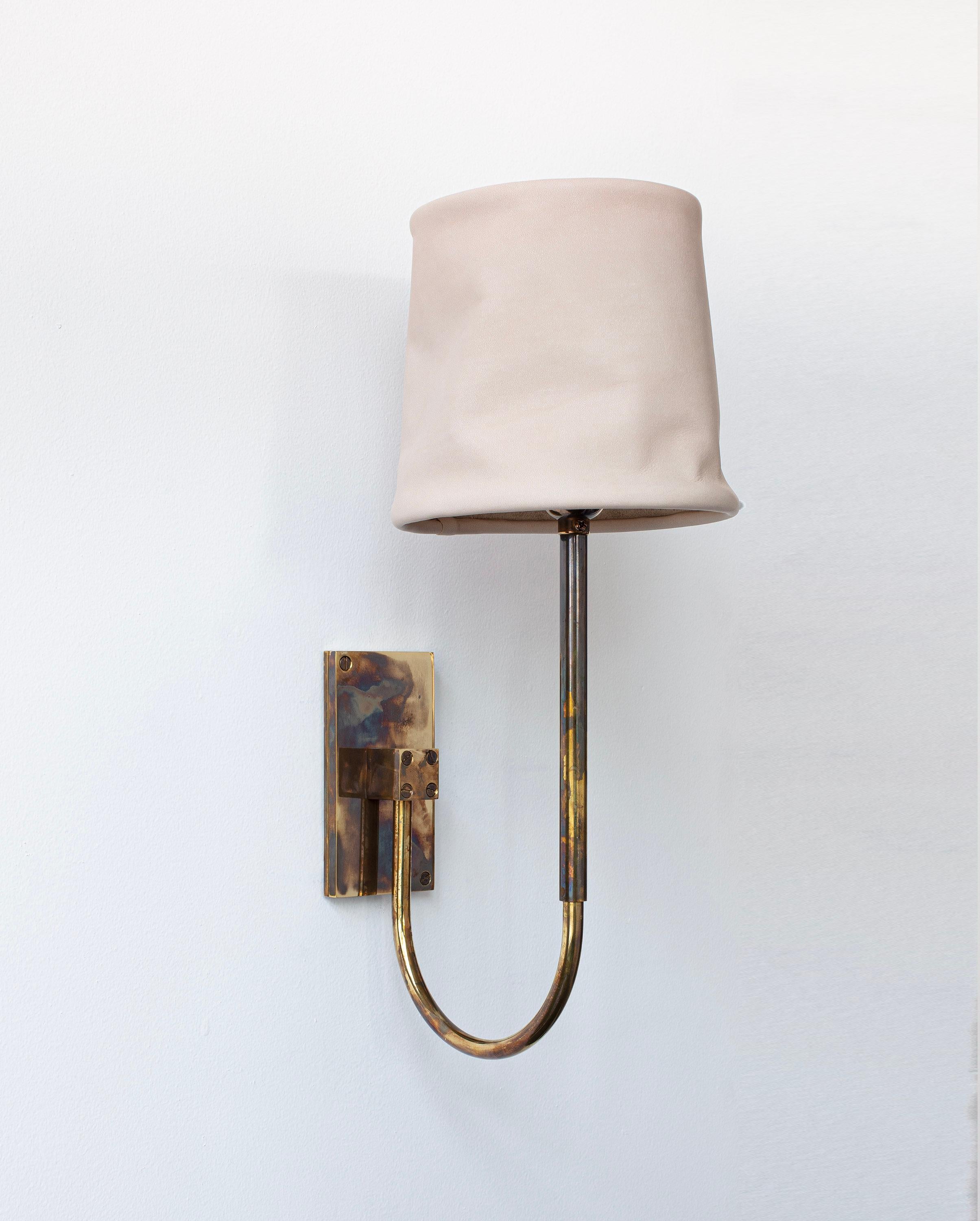 American Series01 Upright Sconce, Smoke Acid Patinated Brass, Blush pink Leather Shade For Sale