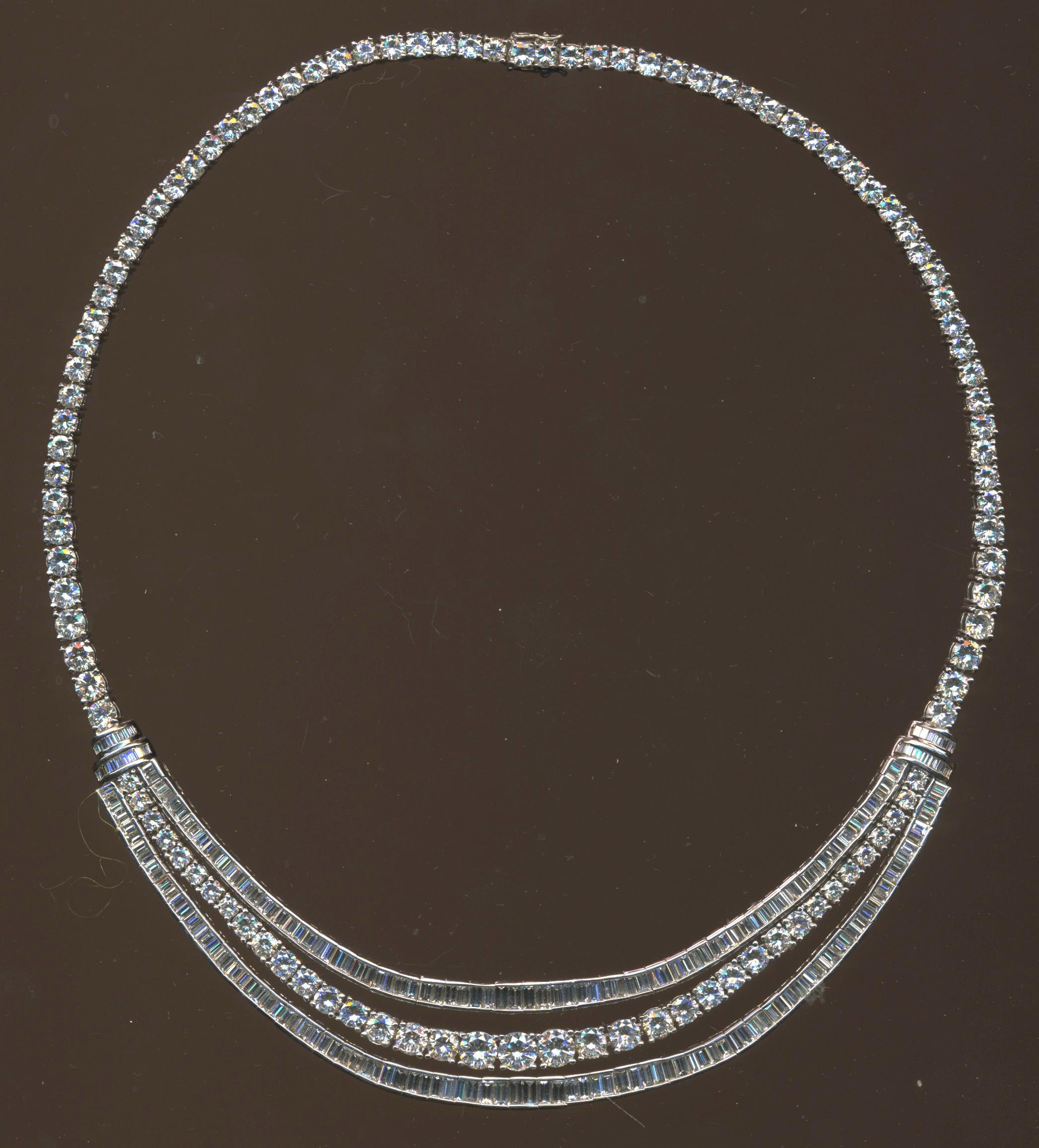 Seriously Important Platinum and Diamond Necklace 45.00 Carats For Sale 1