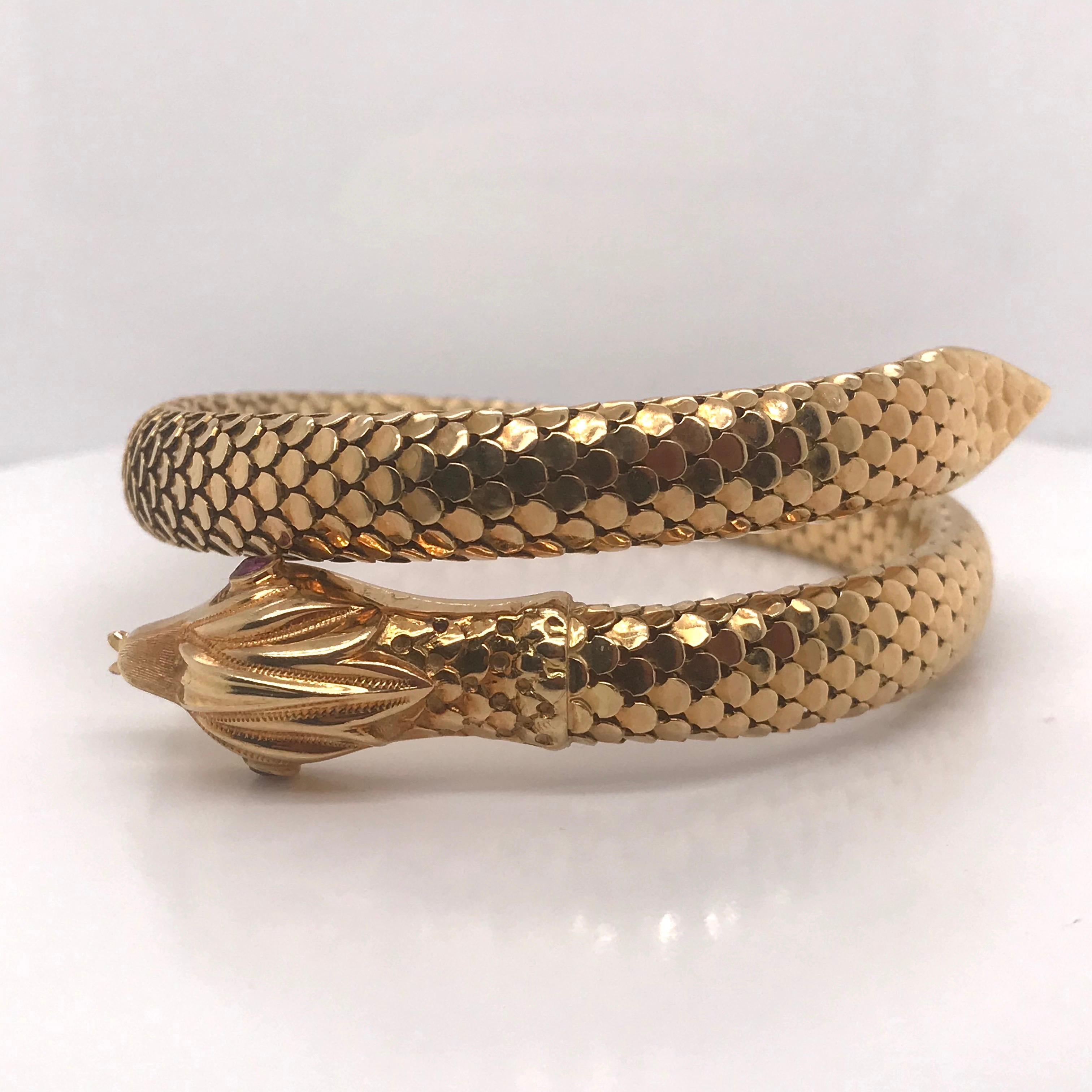 It is not often that we get snake themed items in store. We just loved the craftsmanship and attention to detail this bracelet has. The bracelet is flexible, allowing it to fit any wrist (between 6.5” - 7.5”). The head of the snake is stamped 18K