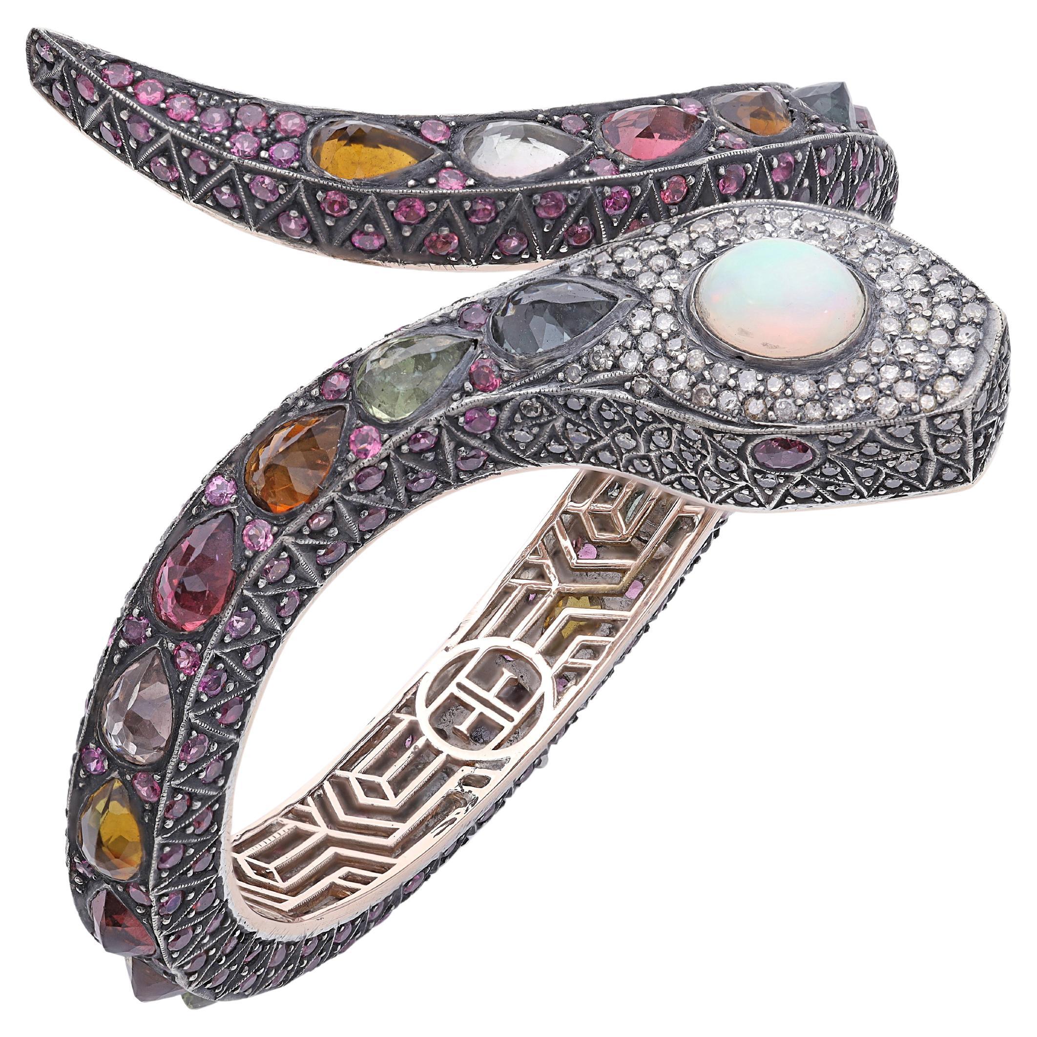 Bracelet jonc serpent en argent et or 14 carats avec tourmaline, diamant, rubis et opale