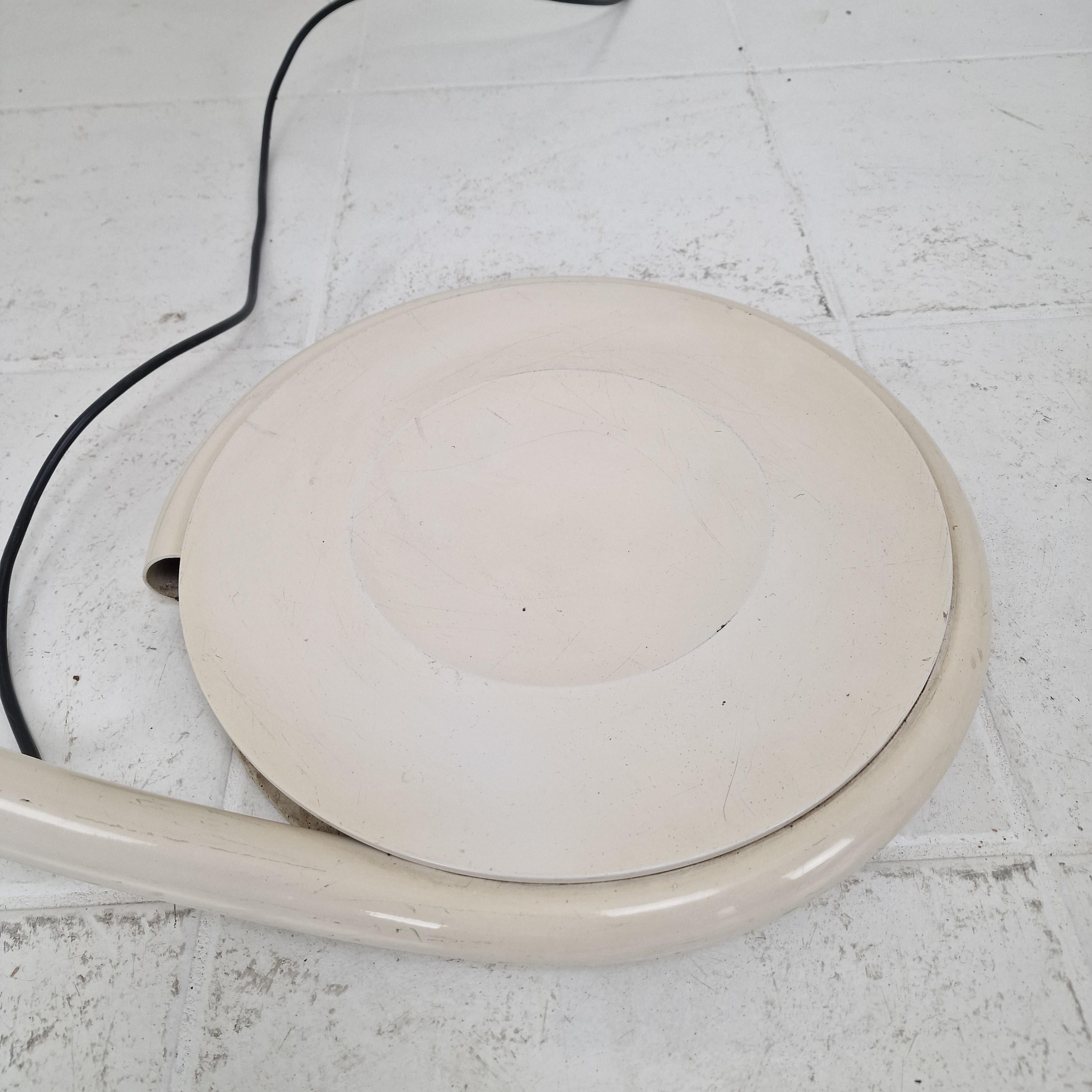 Lámpara de pie Serpente de Elio Martinelli, Italia Años 60 en venta 5