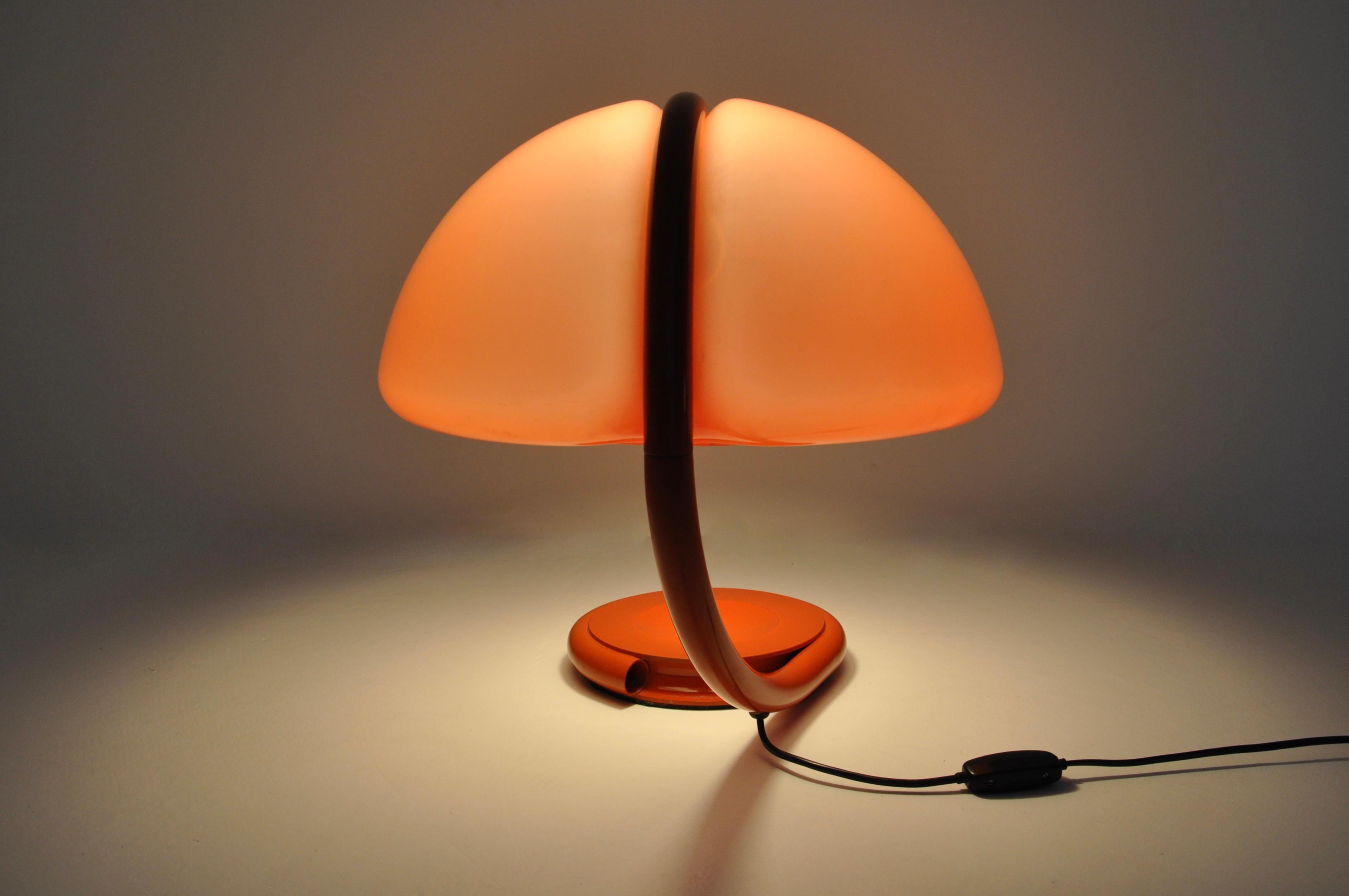 Serpente Table Lamp by Elio Martinelli for Martinelli Luce, 1960s For Sale 5