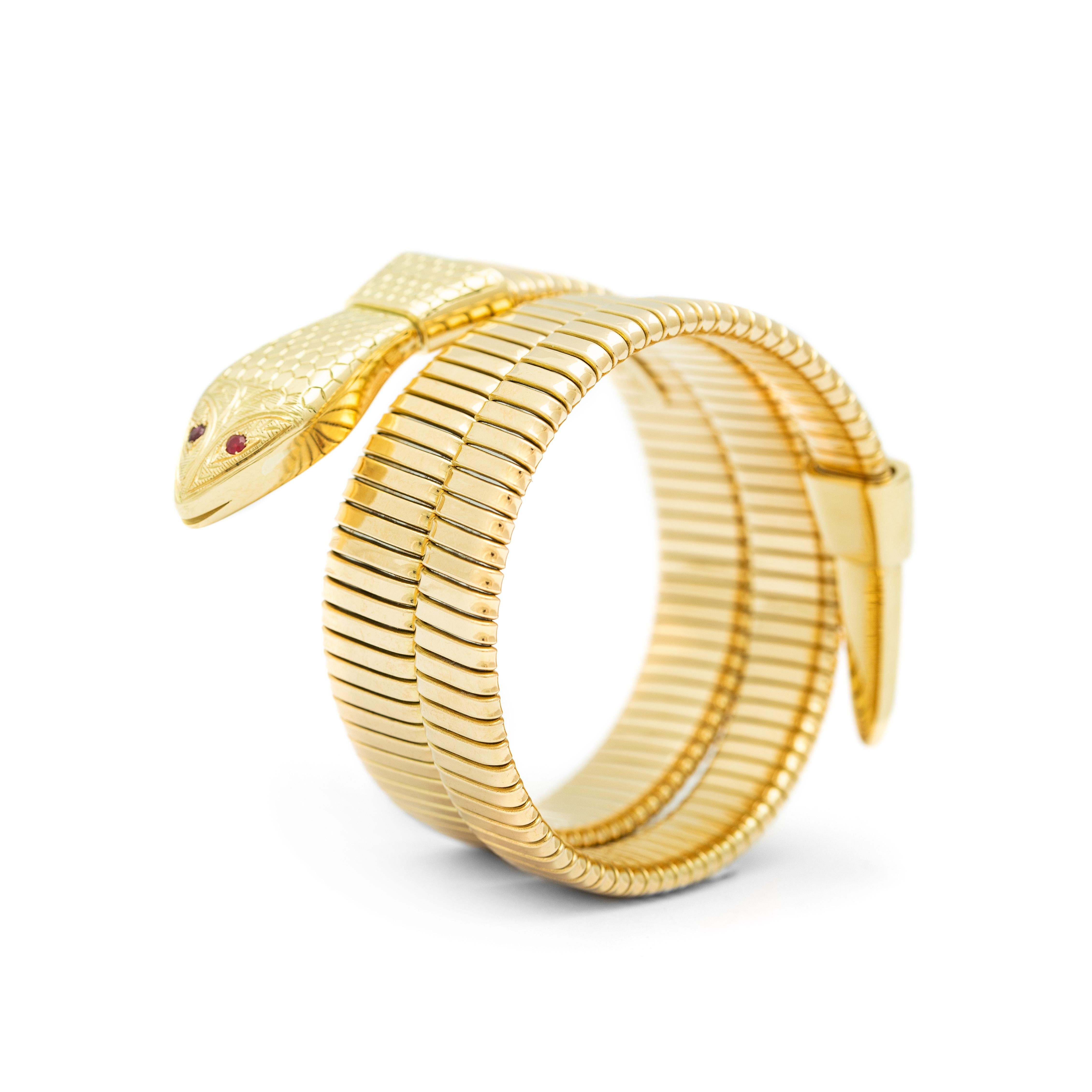 Round Cut Serpenti Tubogas Snake Yellow Gold 18k Bracelet For Sale