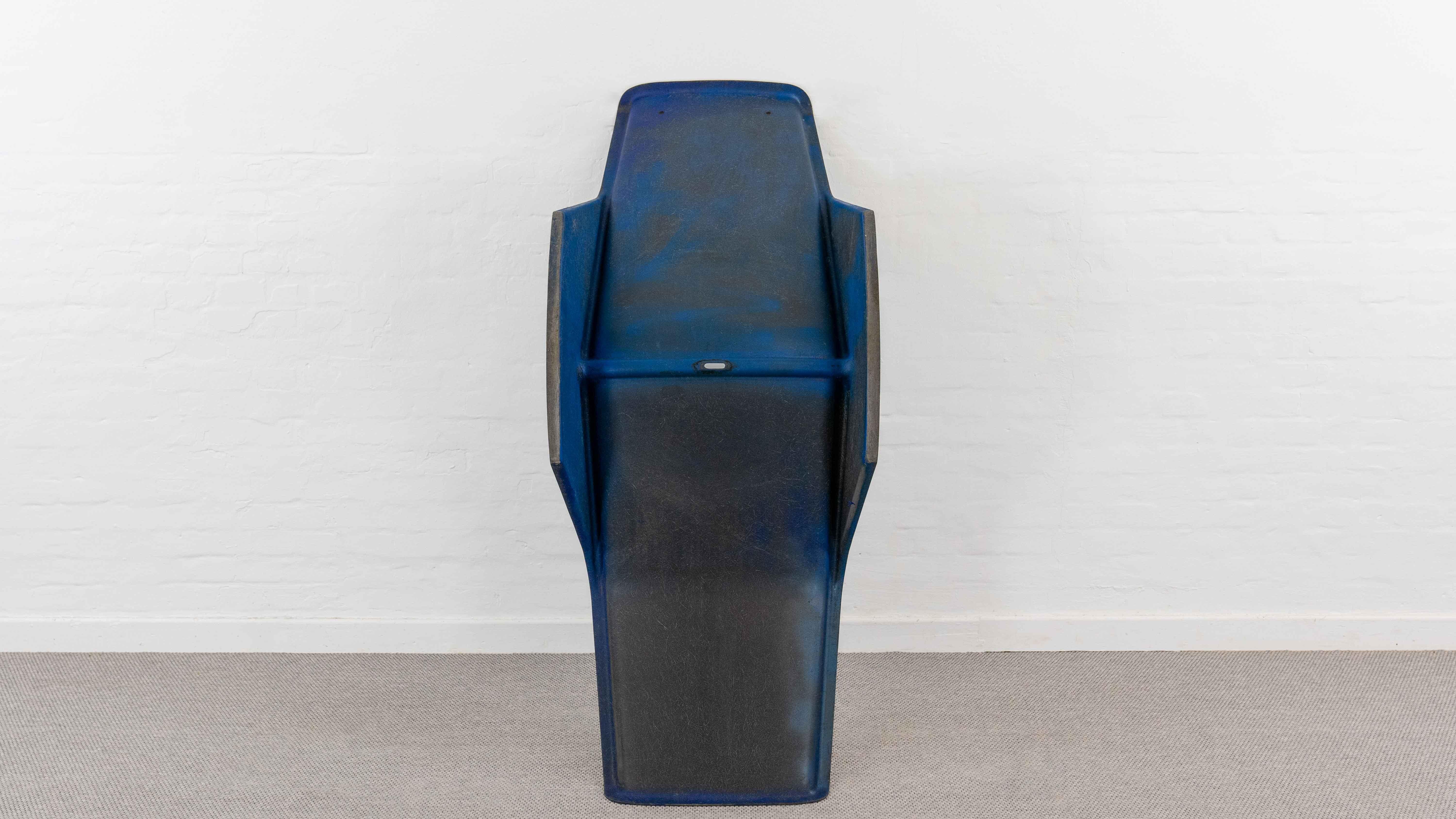 Serpentina Daybed Lounger By Burkhard Vogtherr For Rosenthal in BlueFiberglass For Sale 9