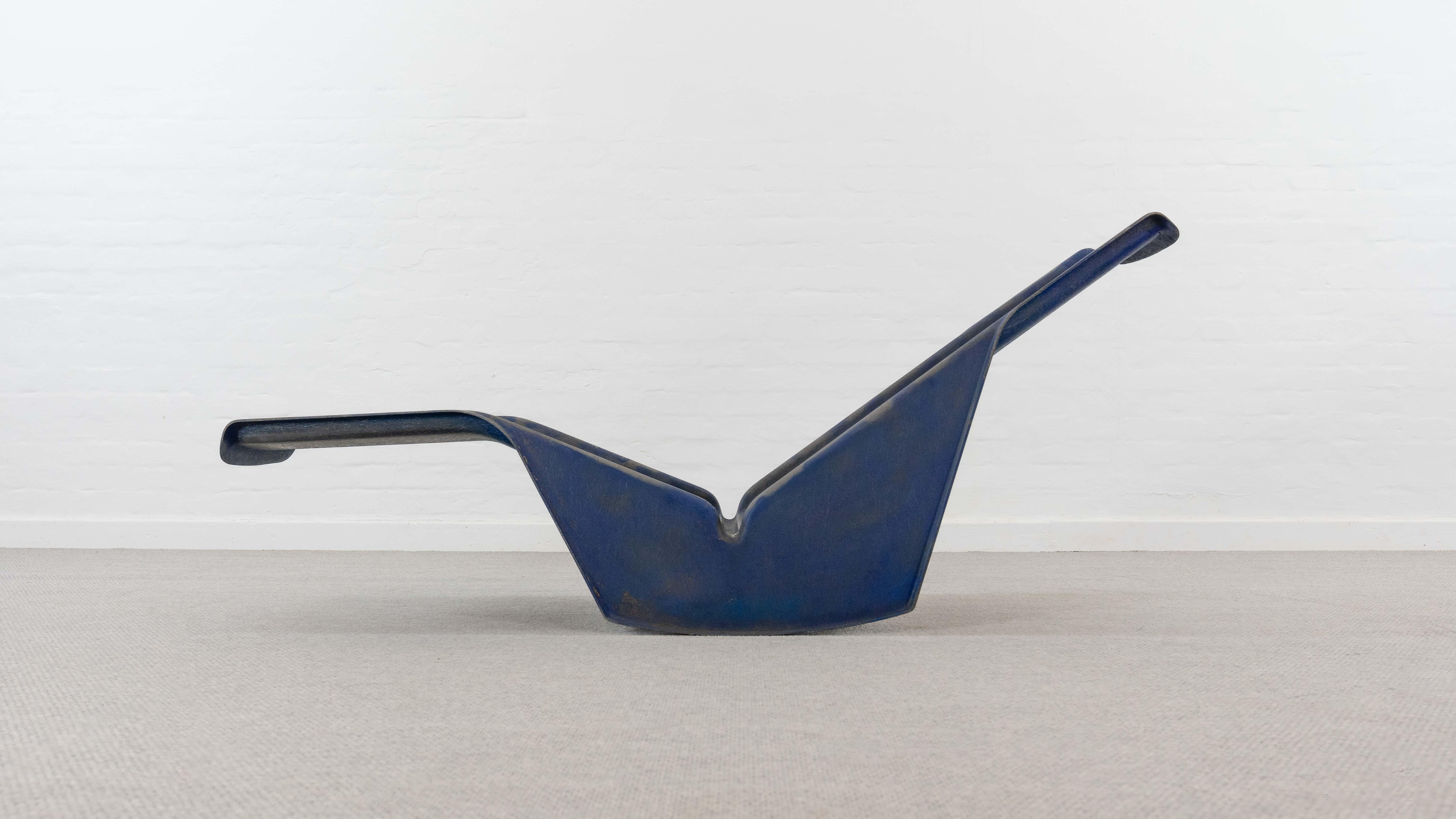 Serpentina Daybed Lounger By Burkhard Vogtherr For Rosenthal in BlueFiberglass For Sale 2