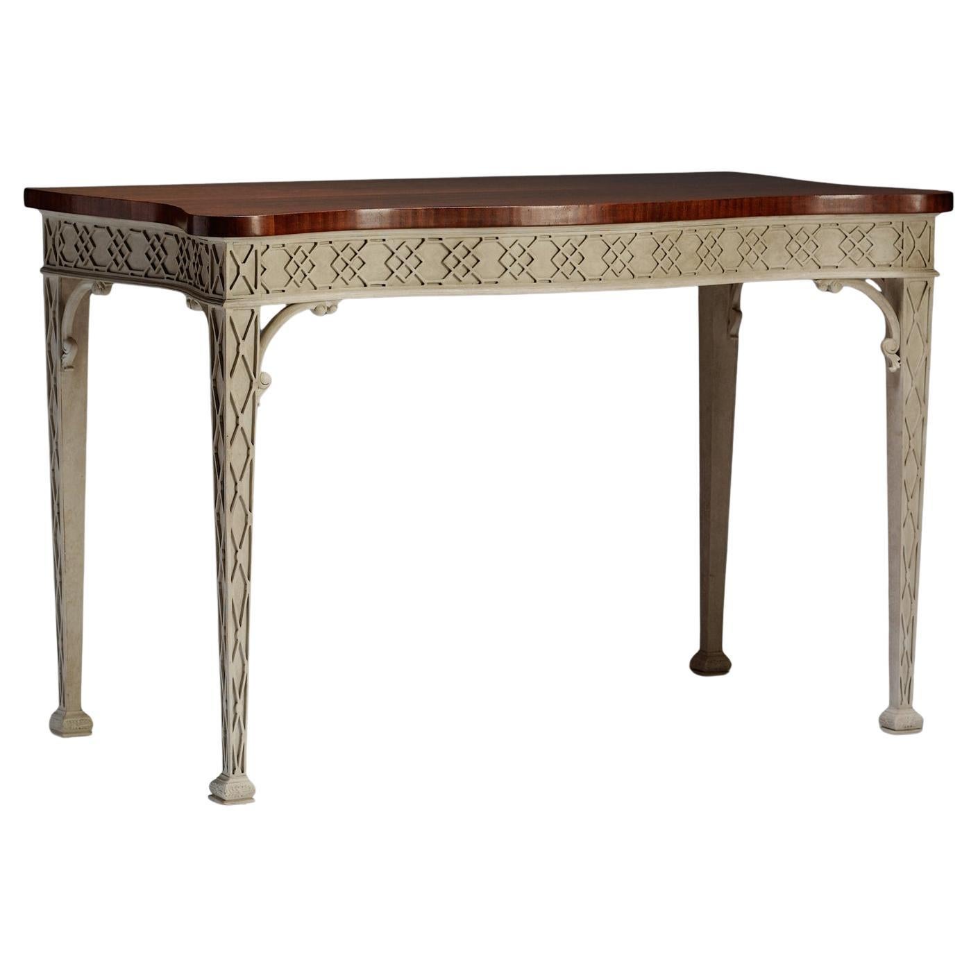 Serpentine Blind Fret Table