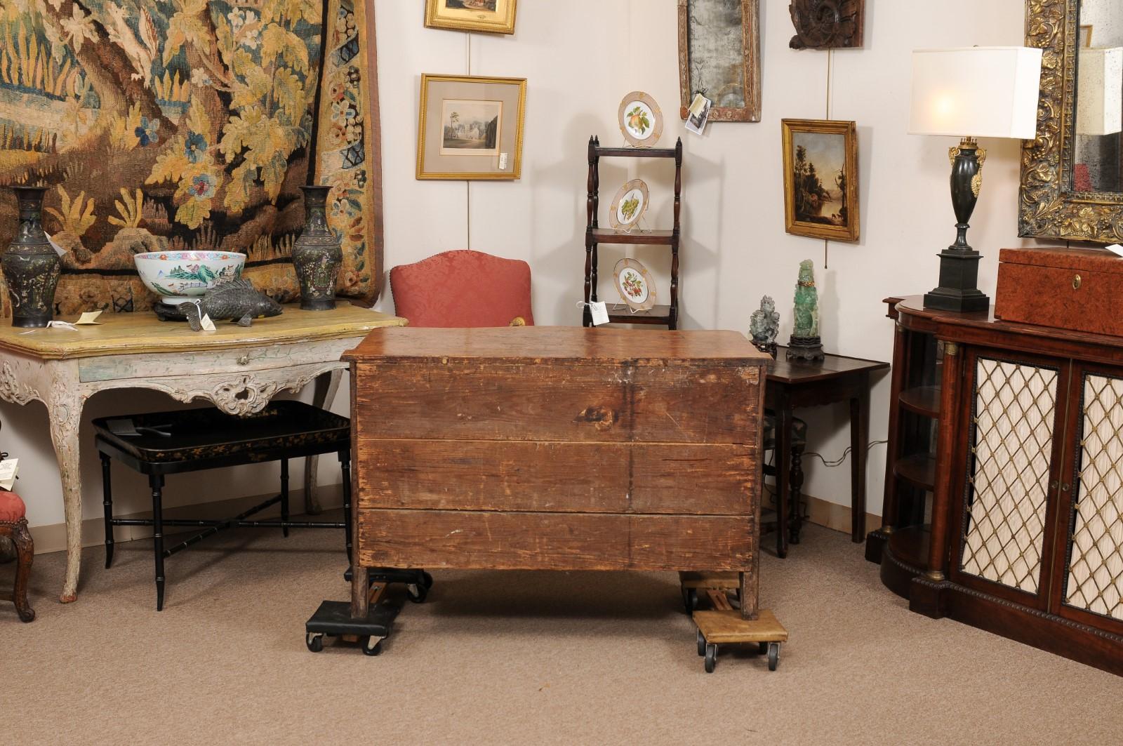 Serpentine Commode in Burled Elm with 4 Drawers & Bronze Hardware, 18th Century  For Sale 8