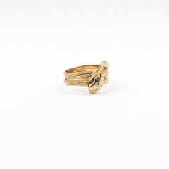 Serpentine Diamond Ring in 18k Yellow Gold