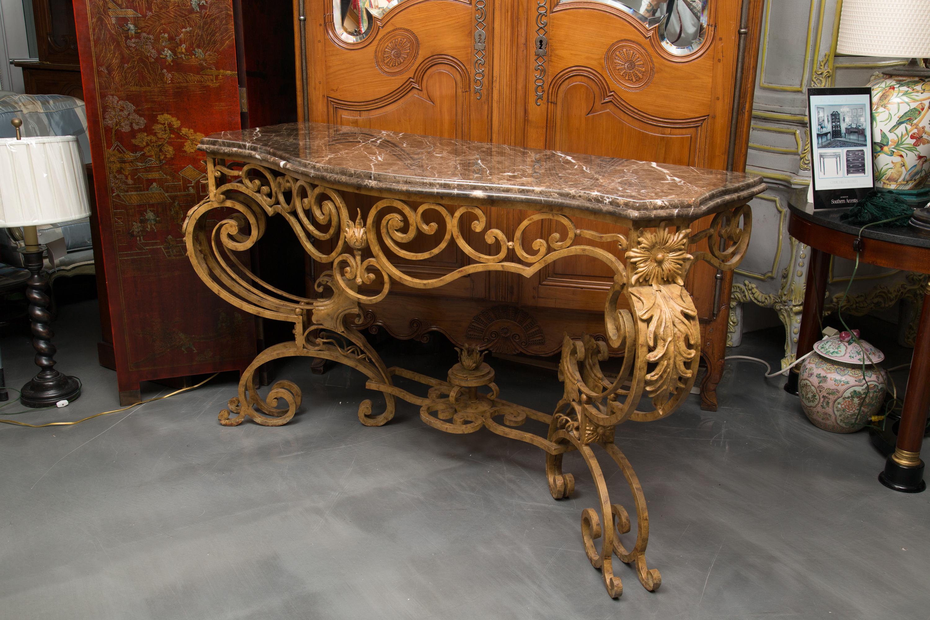 Serpentine Iron Console with Marble Top In Good Condition In WEST PALM BEACH, FL
