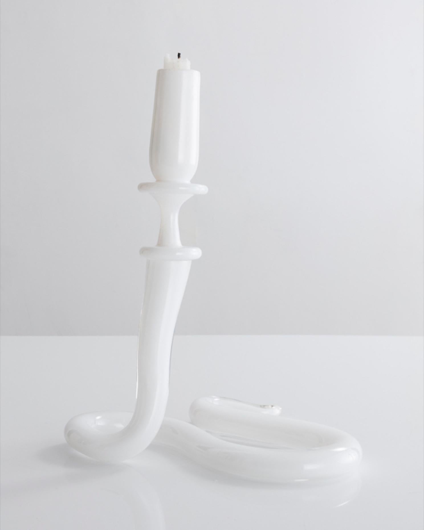 Unique single serpentine light sculpture in white hand-blown glass. Designed and made by Jeff Zimmerman, USA, 2017.