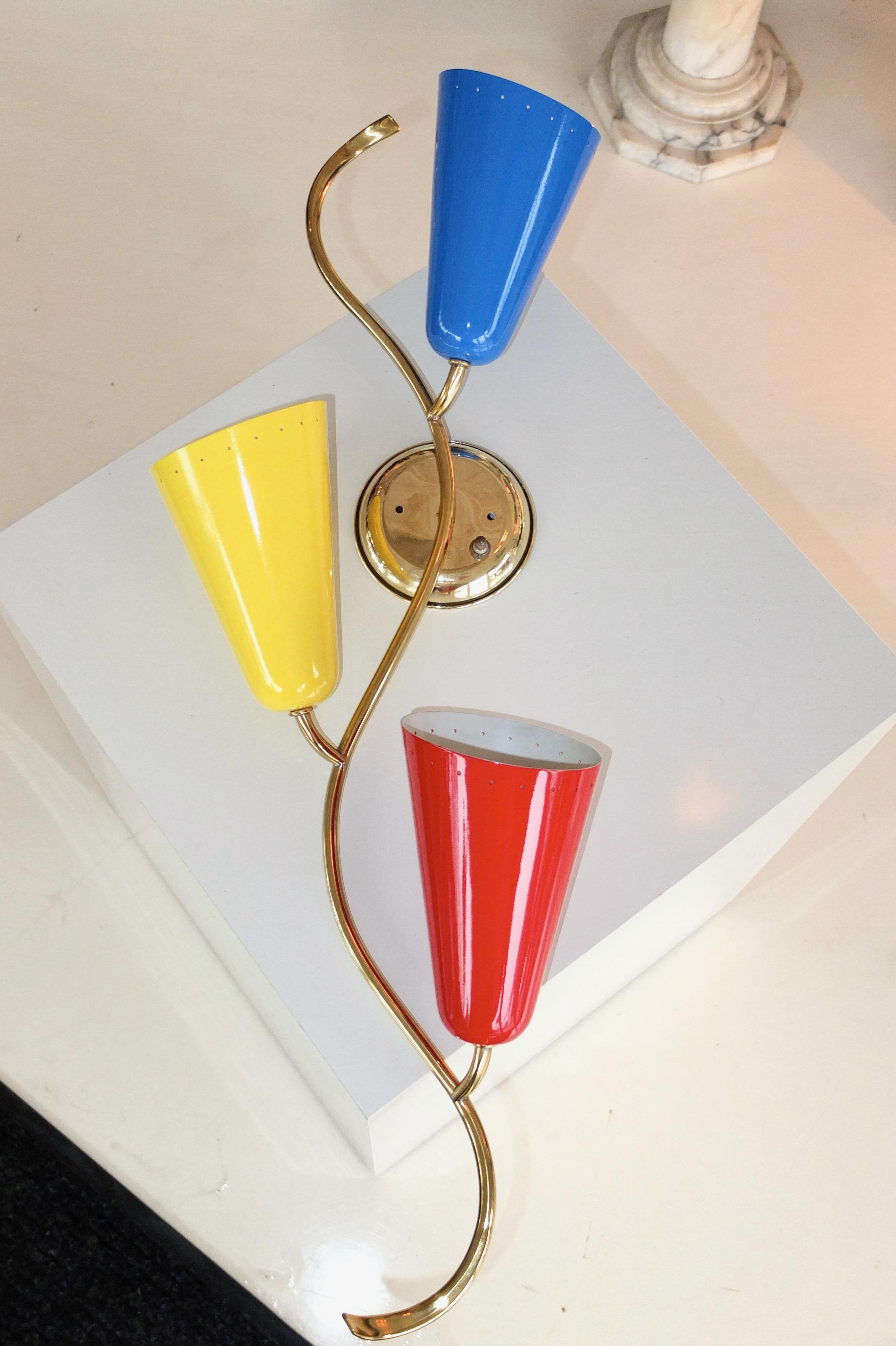 Serpentine Sconces Brass with Three Enameled Aluminum Cones For Sale 4