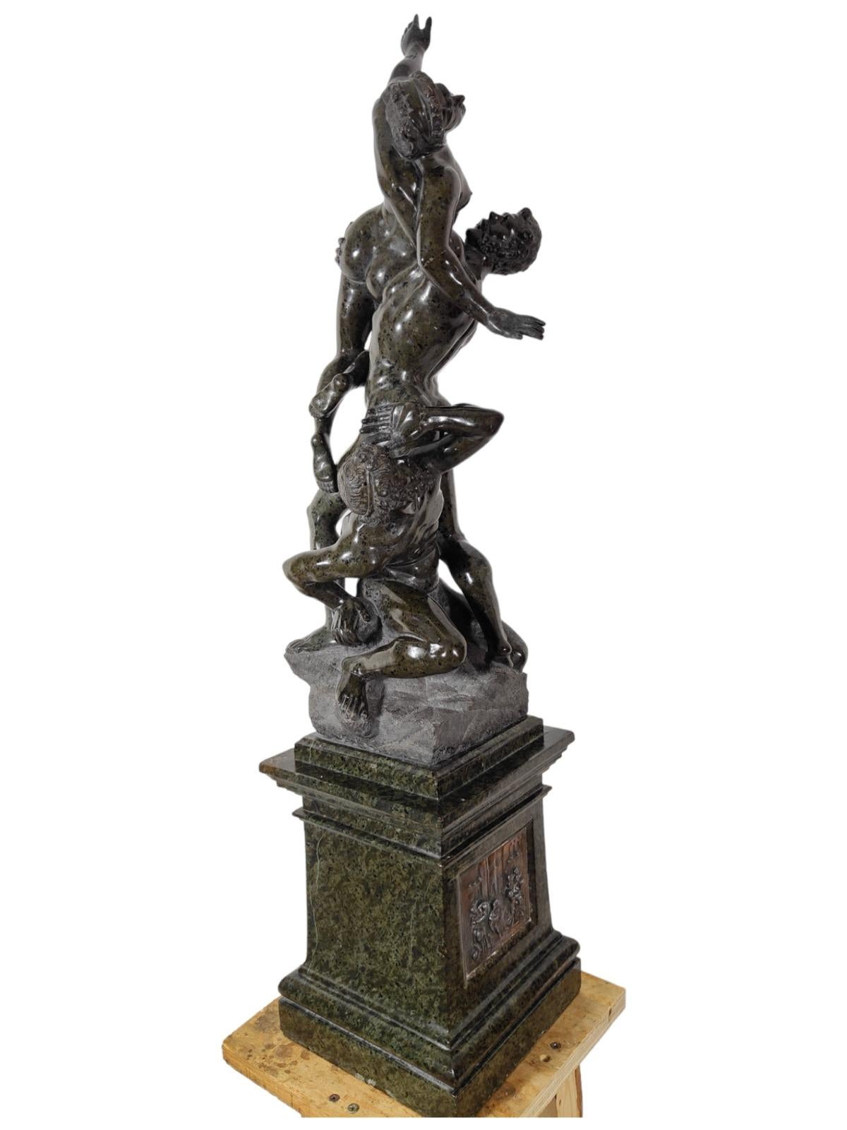 Fait main Sculpture en serpentine 19ème siècle en vente