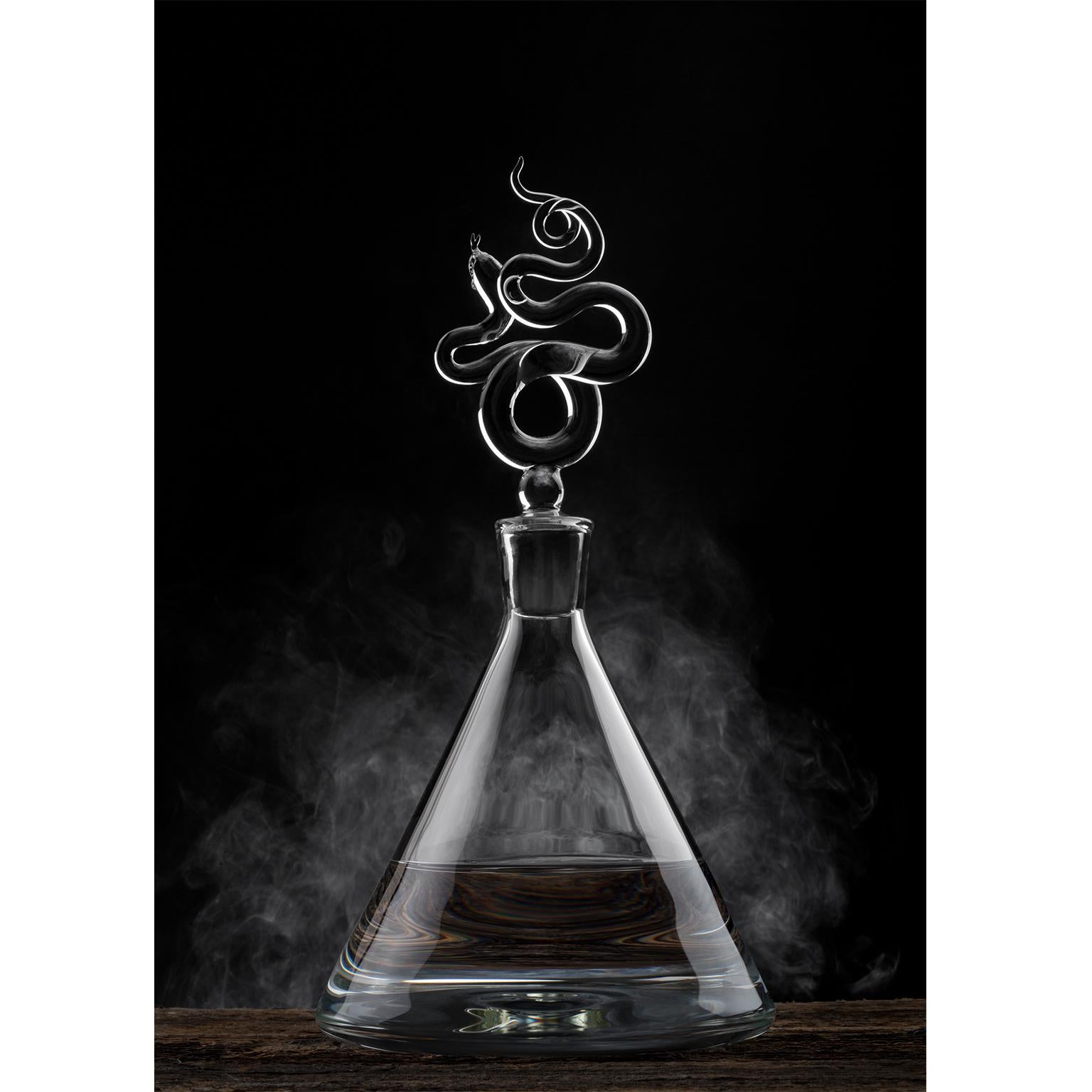 Contemporary Serpentine mundgeblasenes Glas Likör Dekanter, Gläser und Astray Set (Moderne) im Angebot