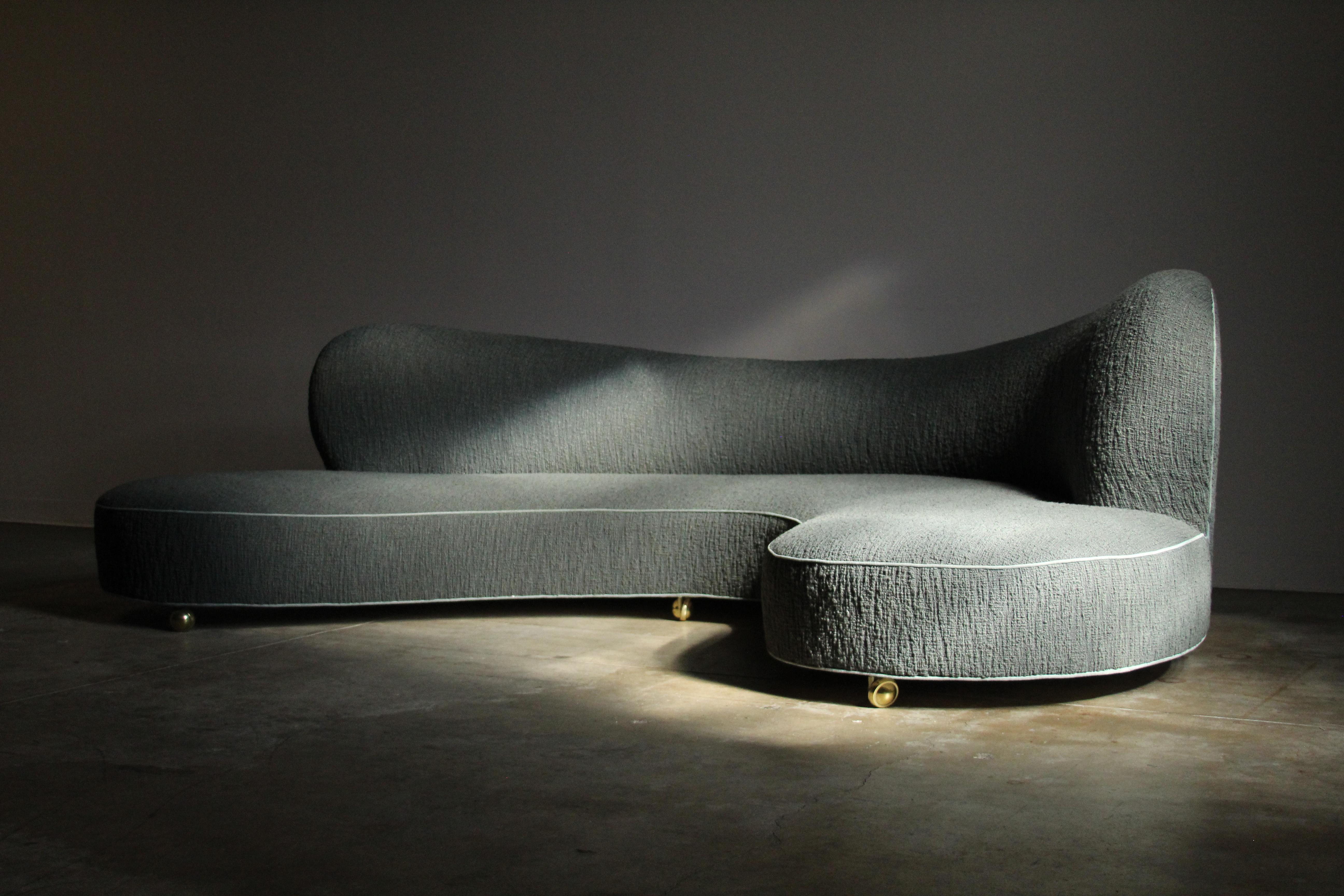 Serpentine Sofa Attributed to Vladimir Kagan, 1980s For Sale at 1stDibs