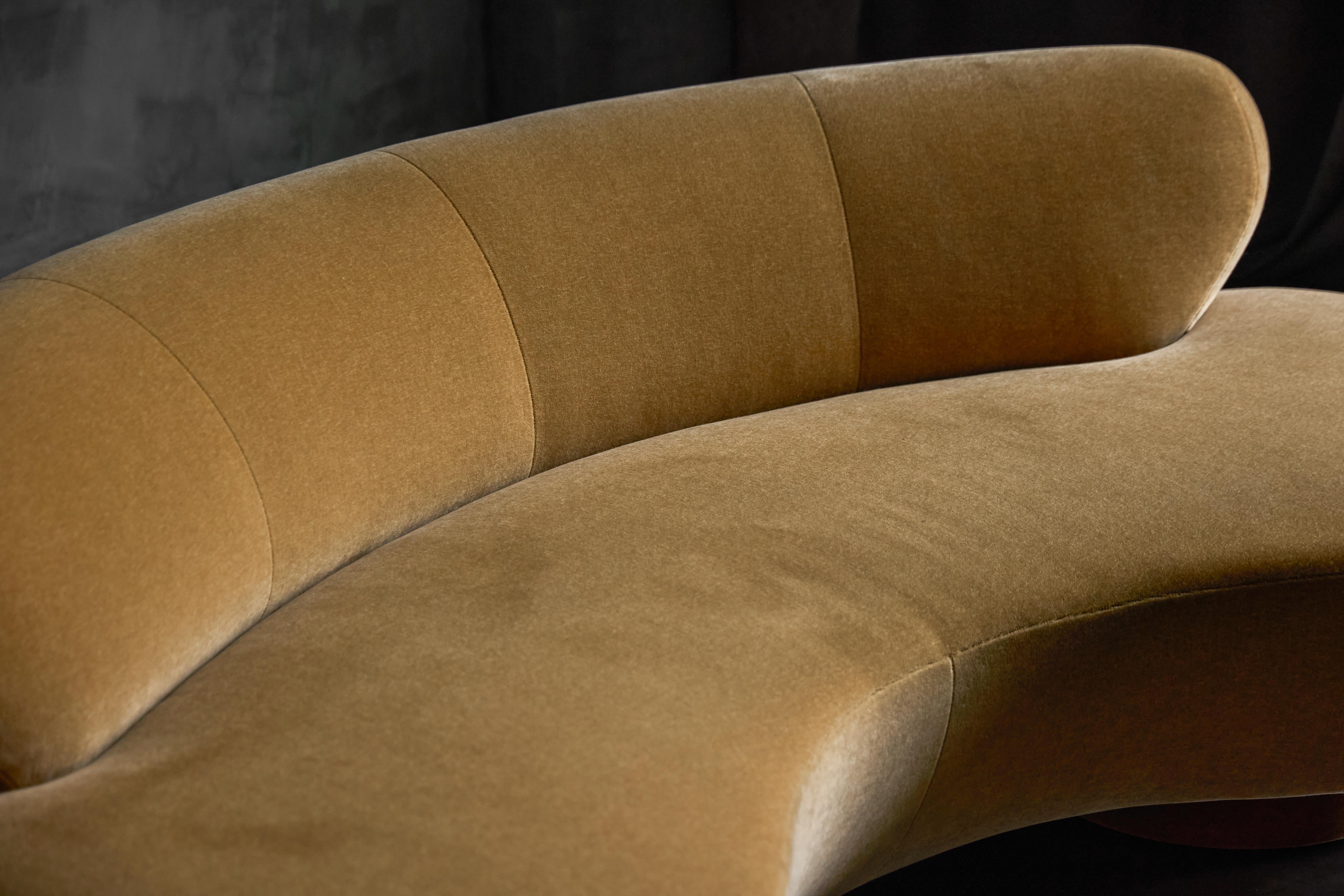 Américain Canapé serpentin par Vladimir Kagan pour Directional, États-Unis, années 1980 en vente