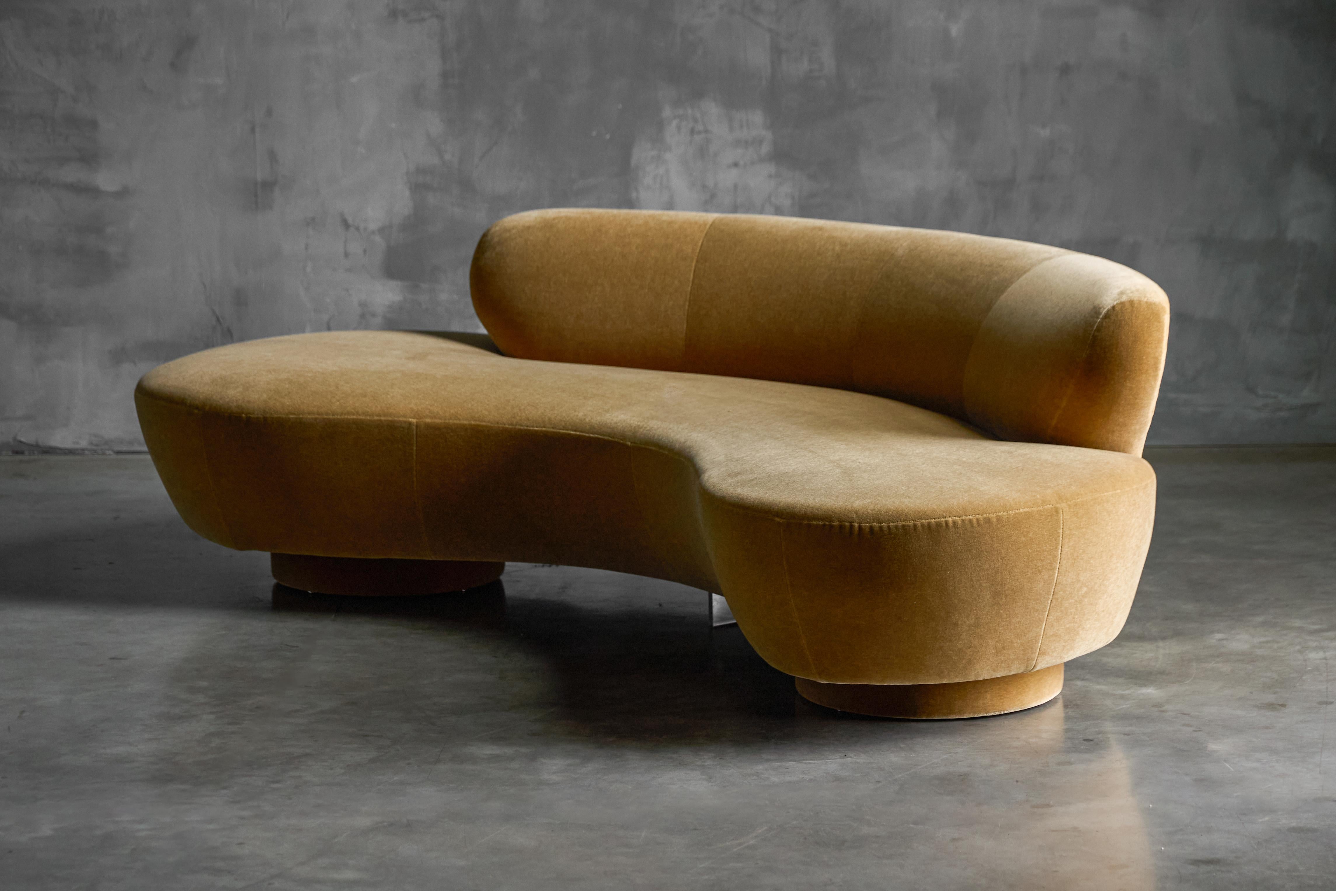 Canapé serpentin par Vladimir Kagan pour Directional, États-Unis, années 1980 en vente 1
