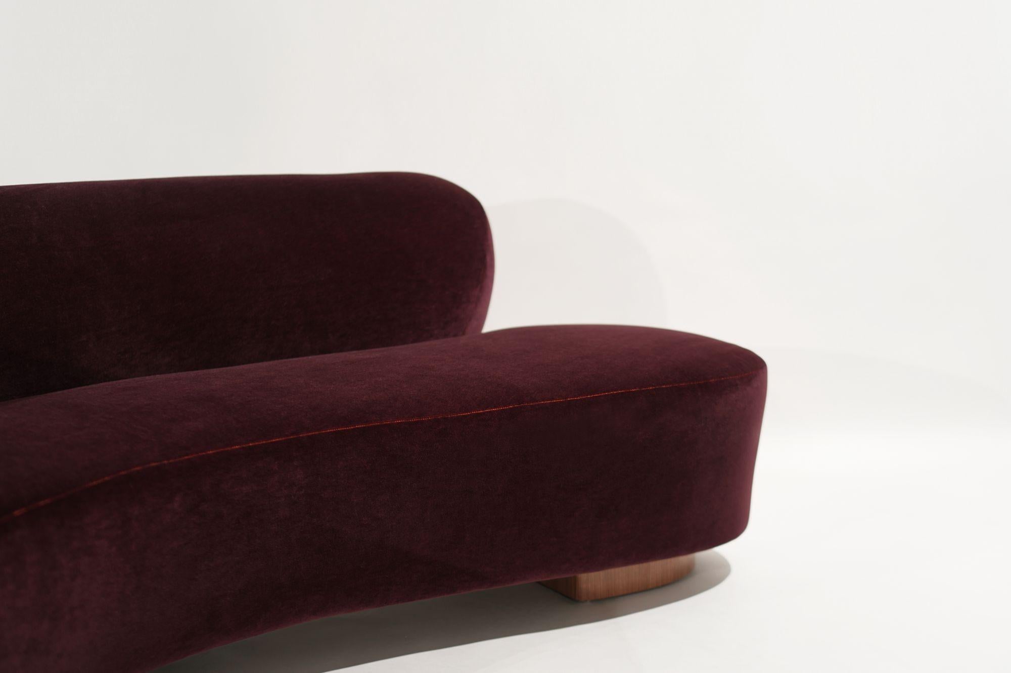Serpentine Sofa by Vladimir Kagan in Burgundy Mohair, Model 150BS 3