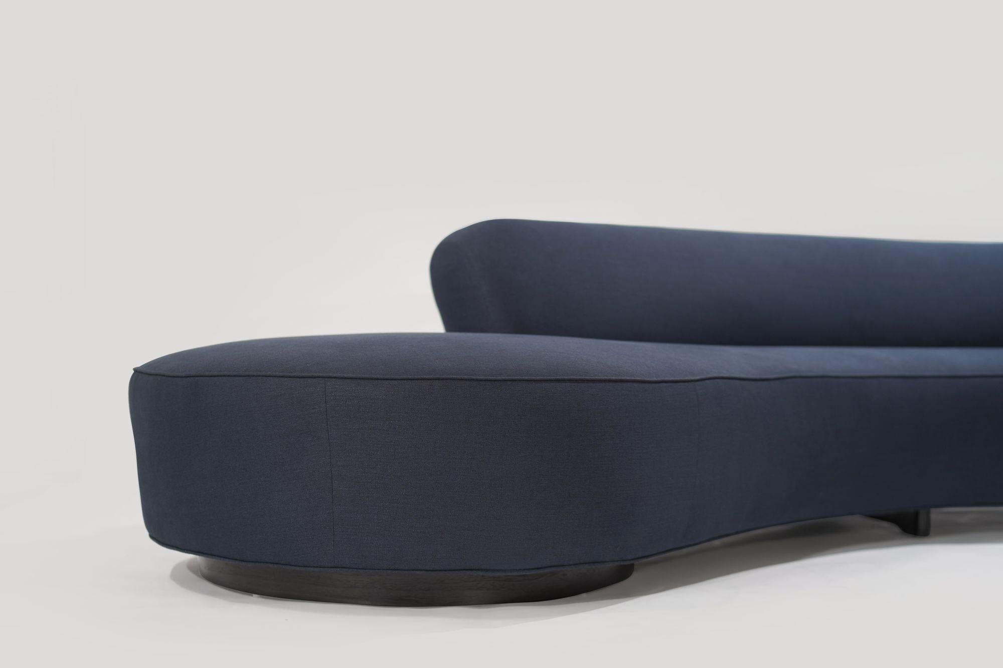Serpentine Sofa by Vladimir Kagan in Navy Linen, Model 150BS 1