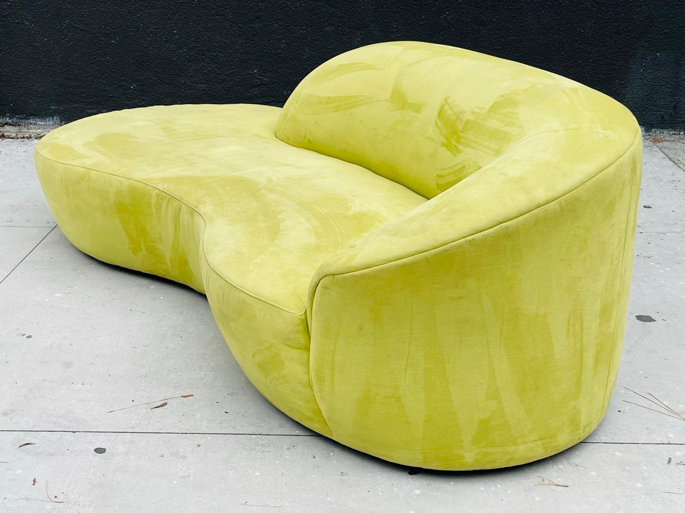 Post-Modern Serpentine Sofa in the Style of Vladimir Kagan