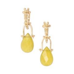 Serpentine Teardrop Oblio Earrings in 18 Karat Gold