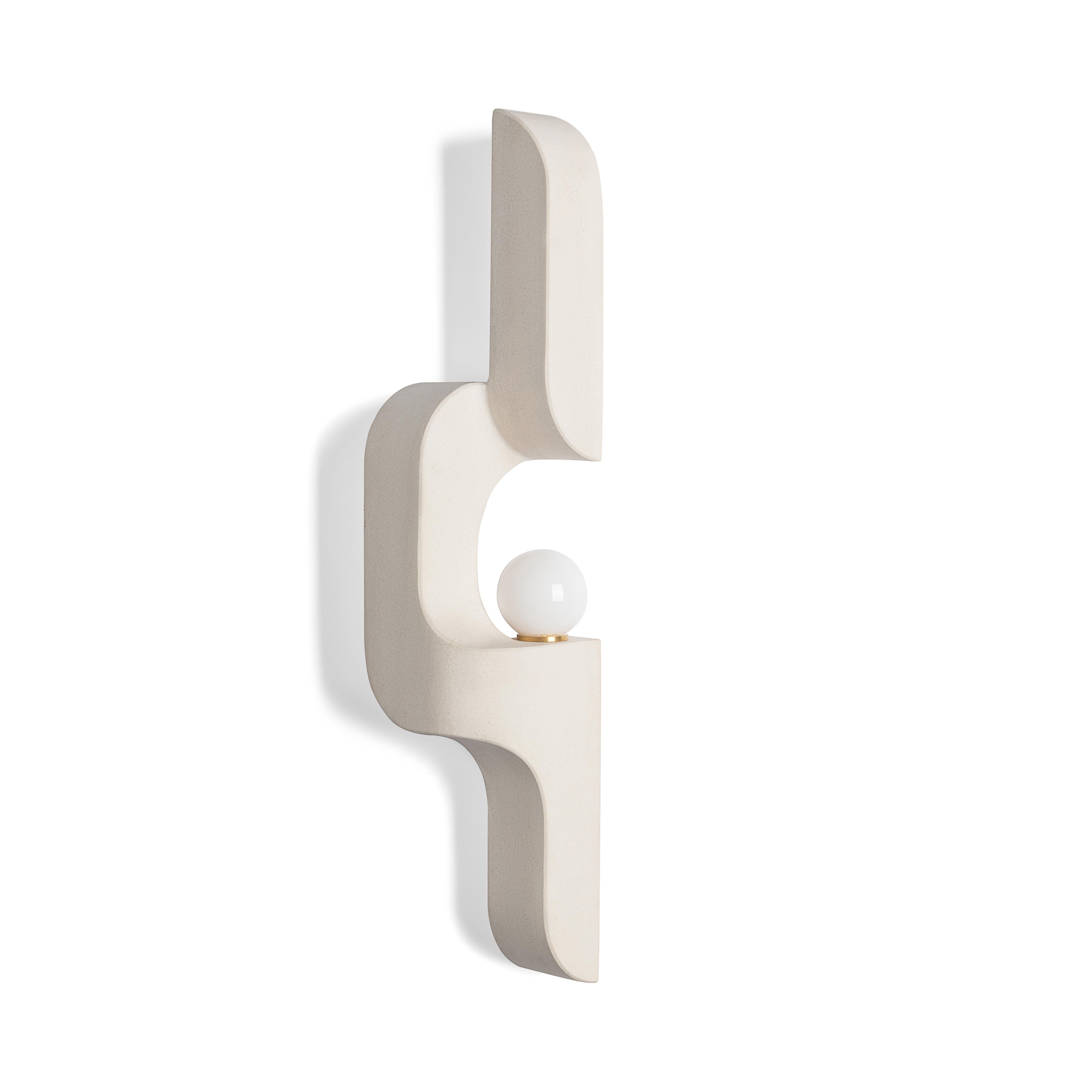 Modern Serpentine Vertical Stone Wall Sconce - Single For Sale
