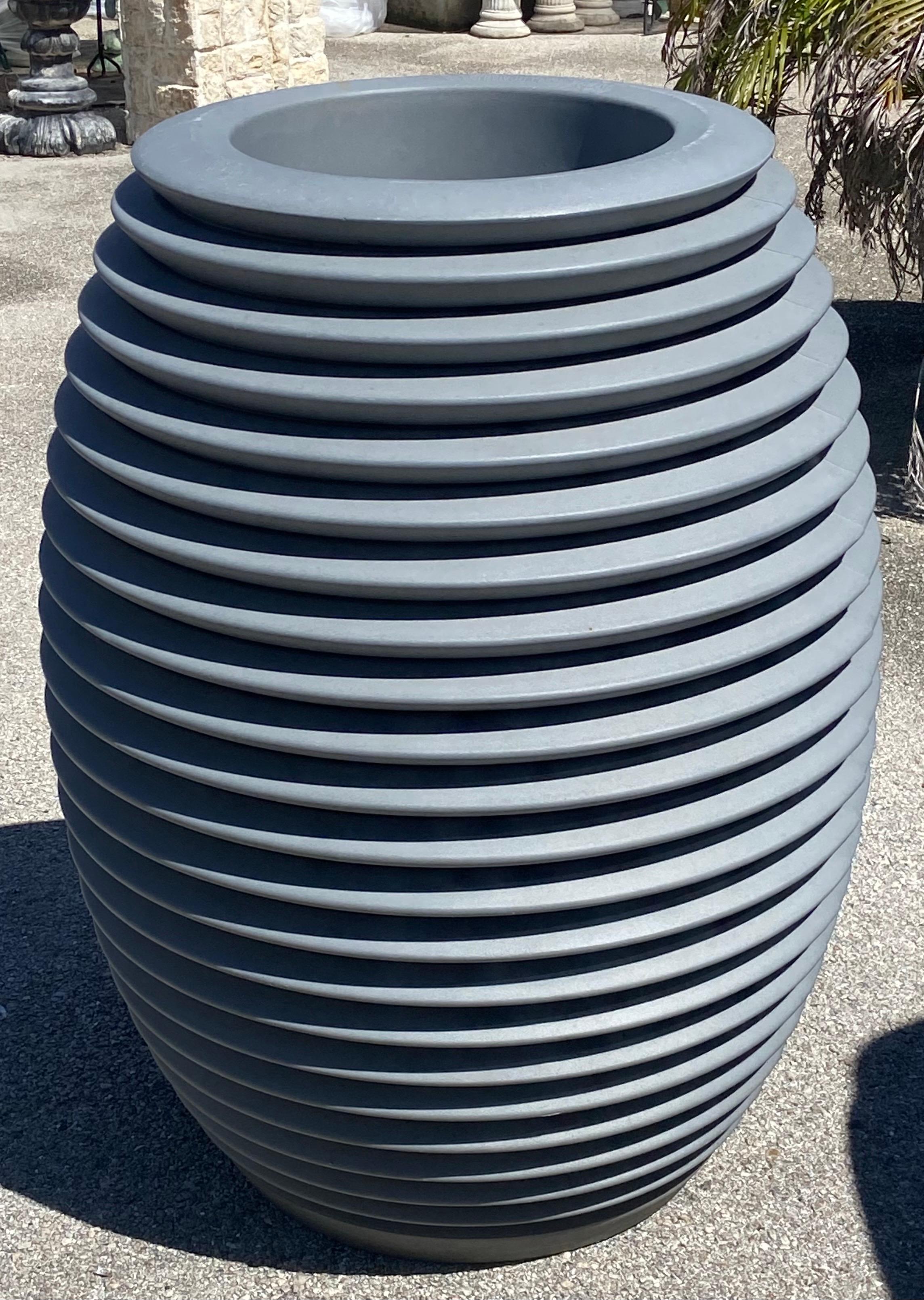 Mid-Century Modern Serralunga Top Pot Hard planter, designed by Ron Arad. For Sale