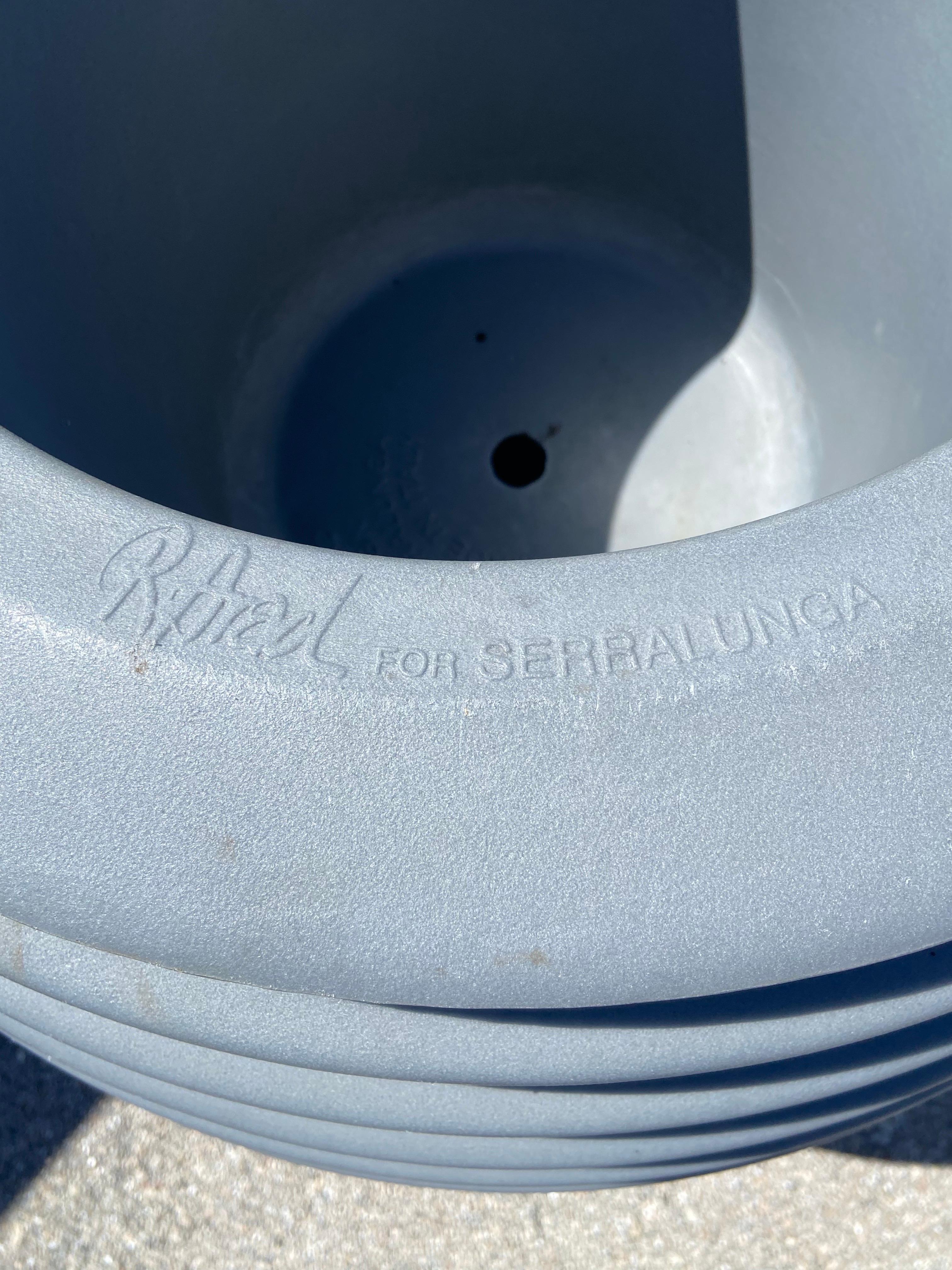 Serralunga Top Pot Hard planter, designed by Ron Arad. In Good Condition For Sale In West Palm Beach, FL