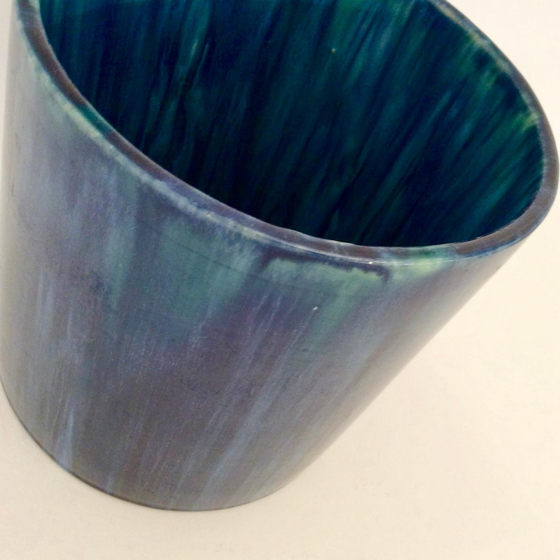 Serrurier-Bovy Blue Enameled Earthenware Cylinder Vase, 1905, Belgium In Good Condition For Sale In Brussels, BE