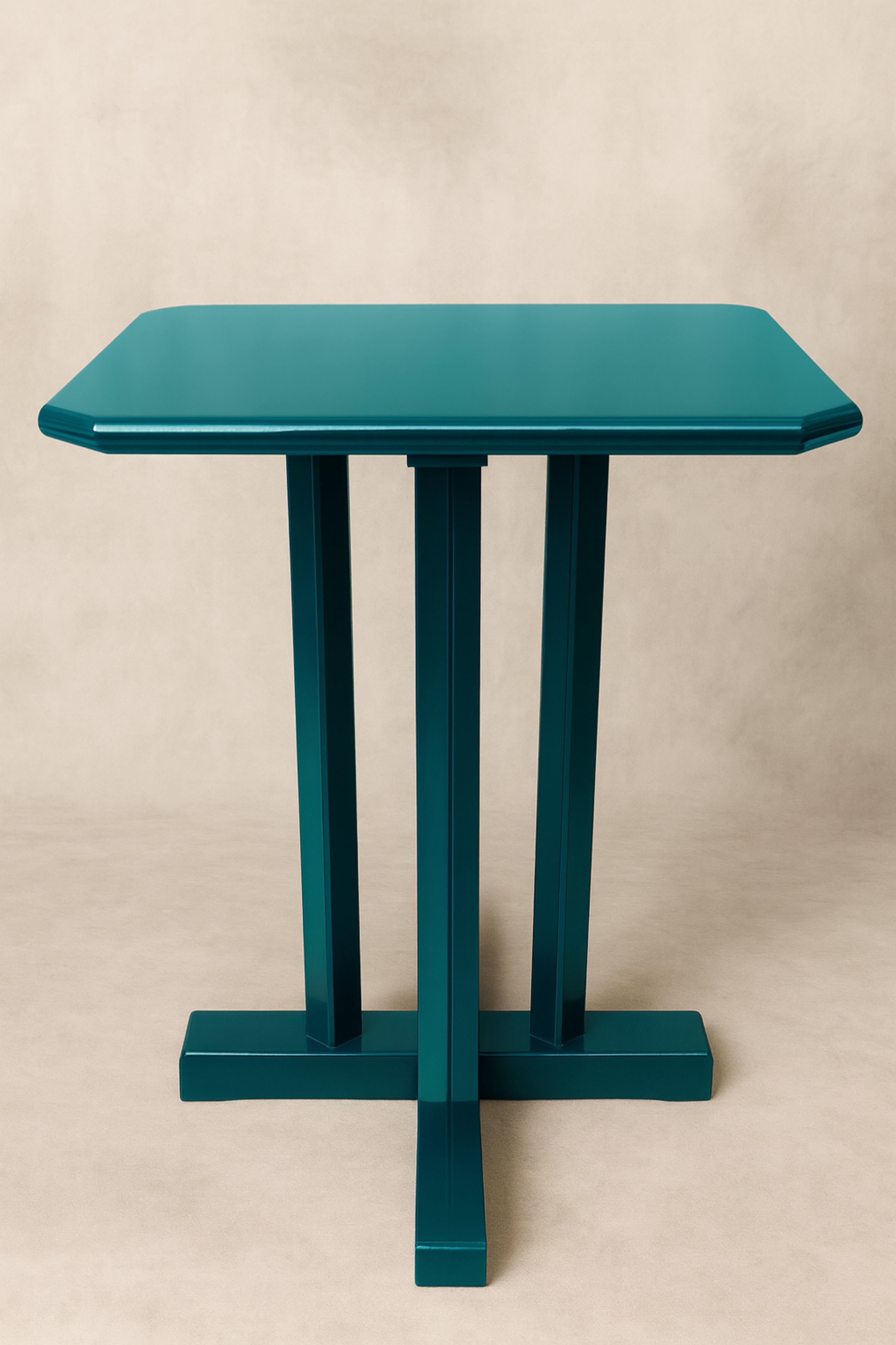 Sert of 5 Art Deco Blue Peacock Color Walnut Bistro Coffee Table, XX secolo In condizioni buone in vendita a Lisbon, PT