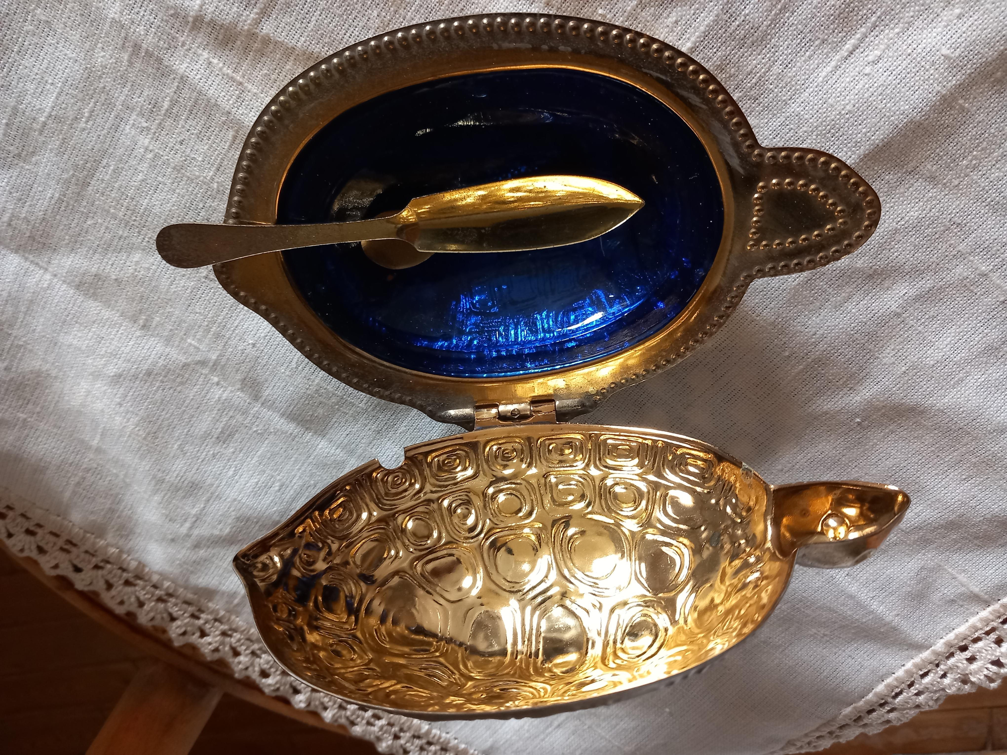 Serve Caviar in The Shape of a Brass Turtle and Blue Murano Glass Vintage. Italy 5