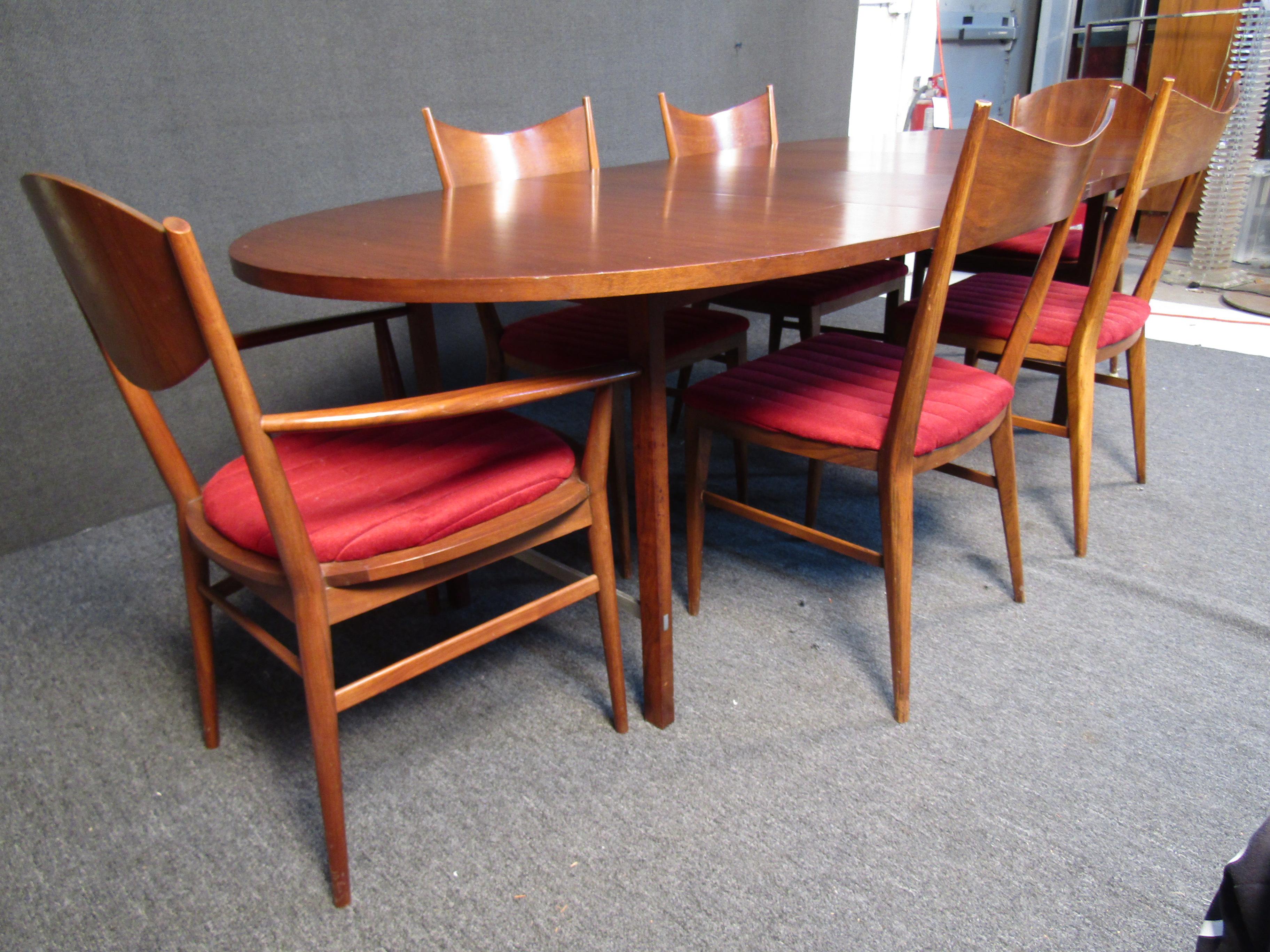 Server and Dining Room Set by Paul McCobb For Sale 3