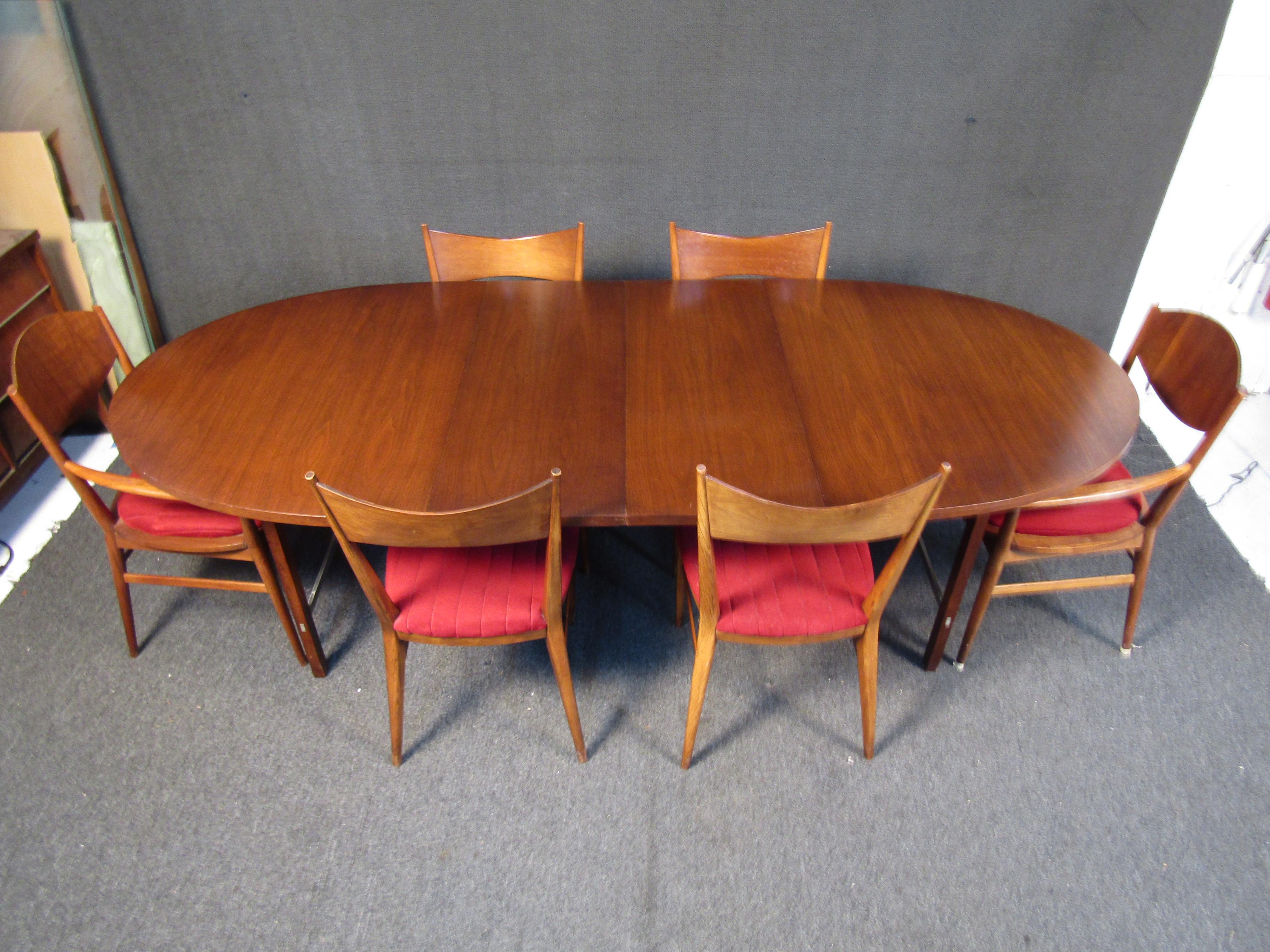 Server and Dining Room Set by Paul McCobb For Sale 4