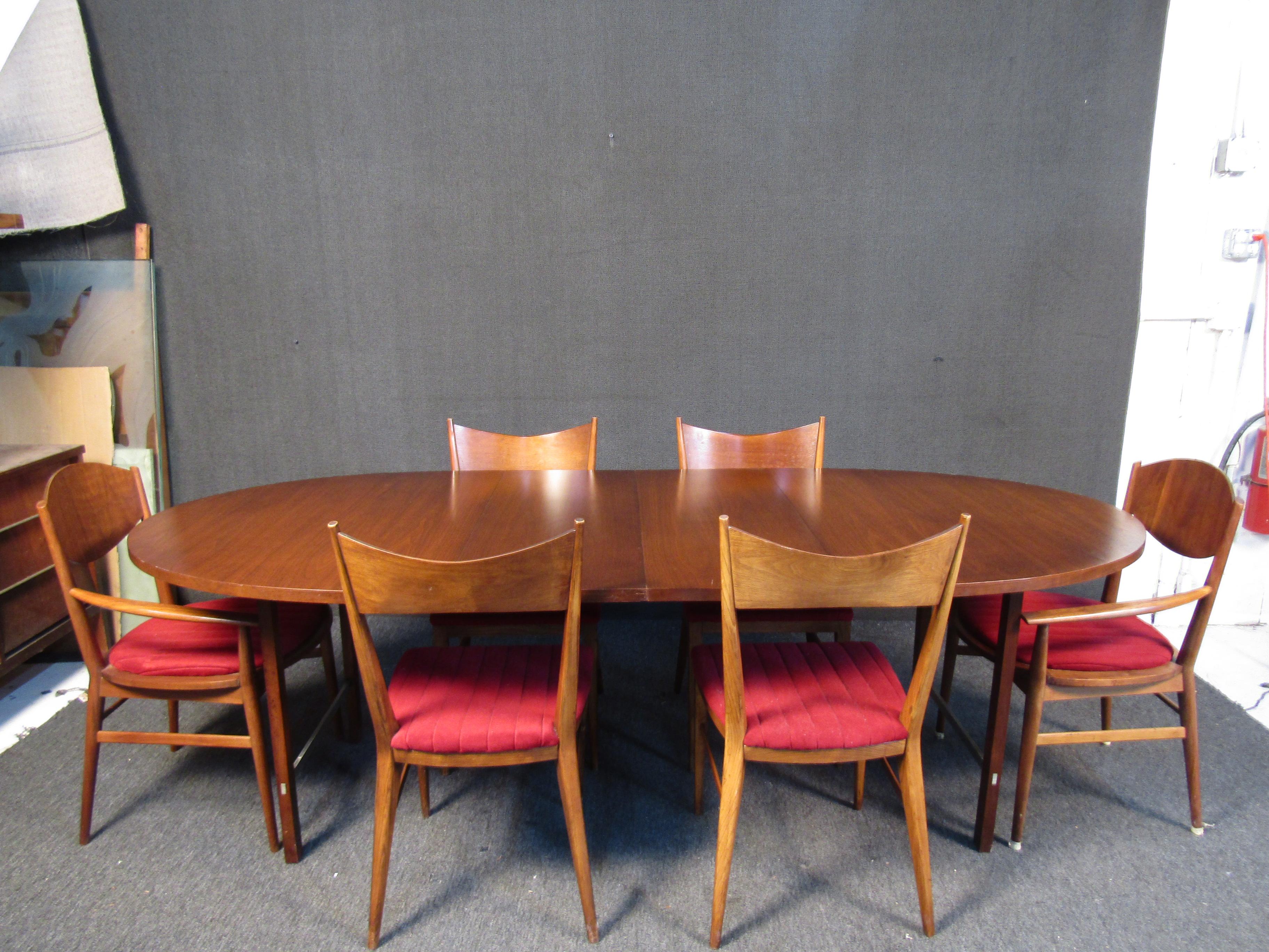 Server and Dining Room Set by Paul McCobb For Sale 1