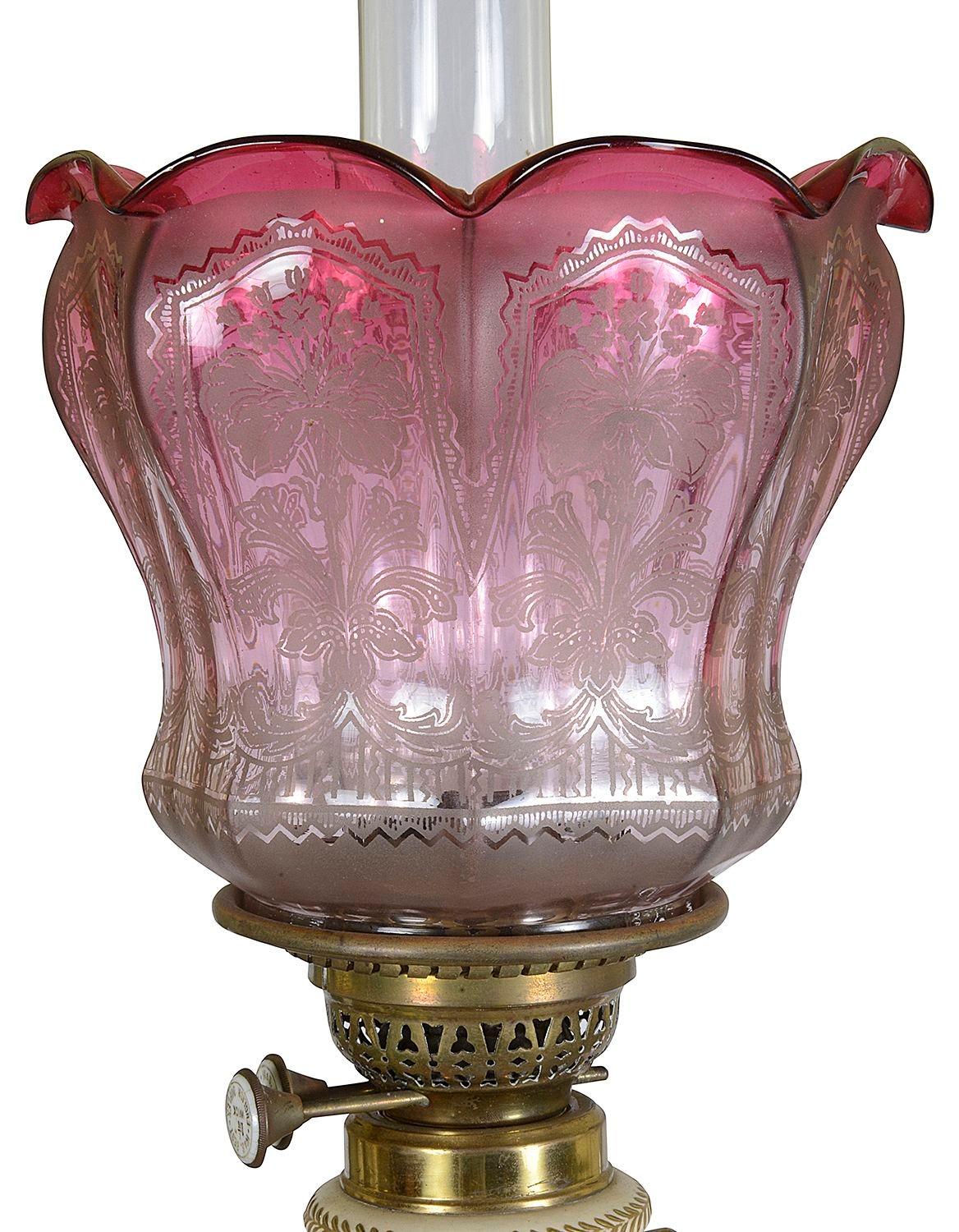 Dipinto a mano Lampada a olio in porcellana in stile Serves, 1880 circa in vendita