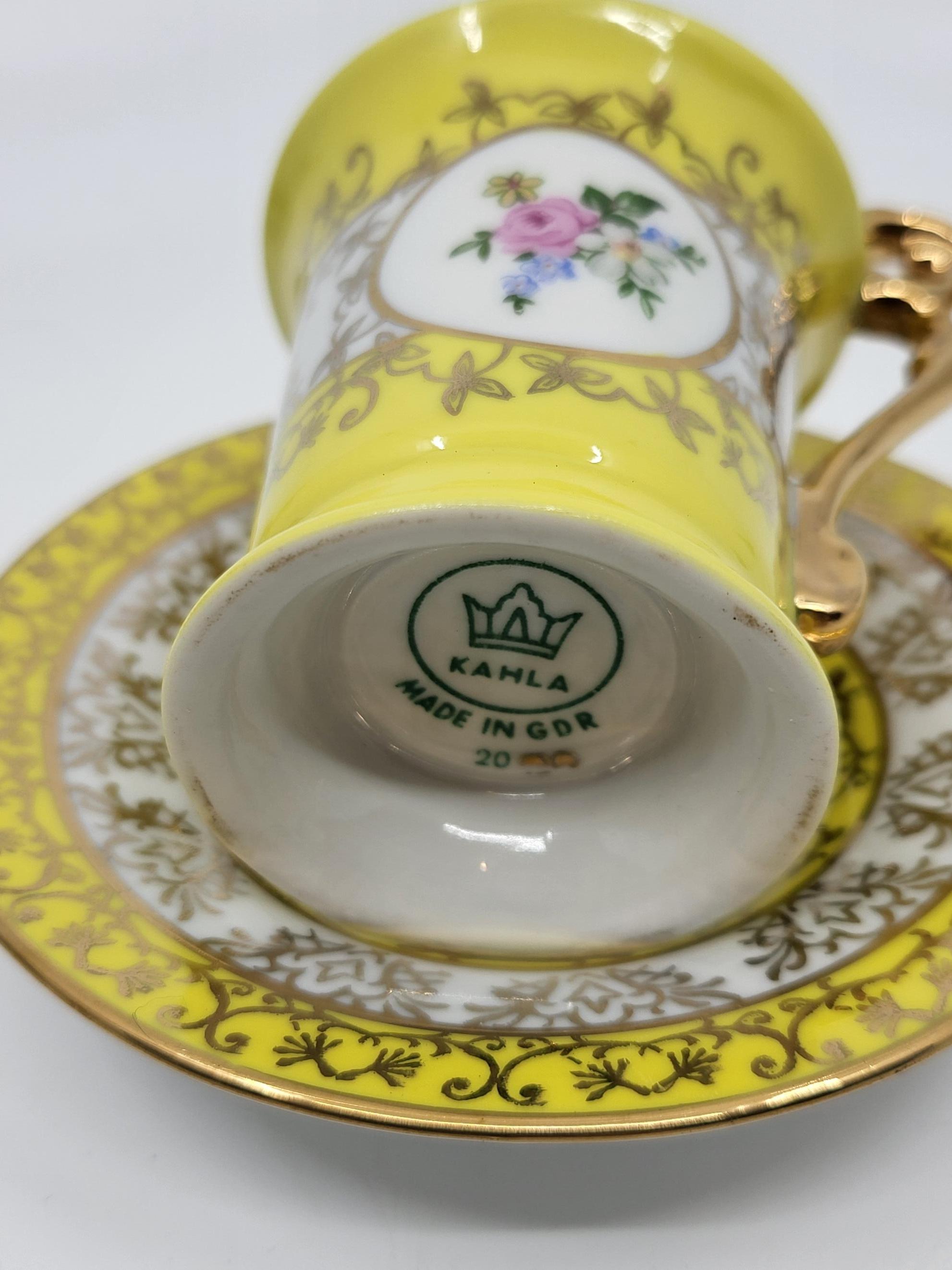 Service à café  Kahla GDR en porcelaine décor à l'or fin (12 pièces) en vente 6