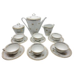 Service à thé en porcelaine de Sologne décor or fin Francais style Empire 20ième