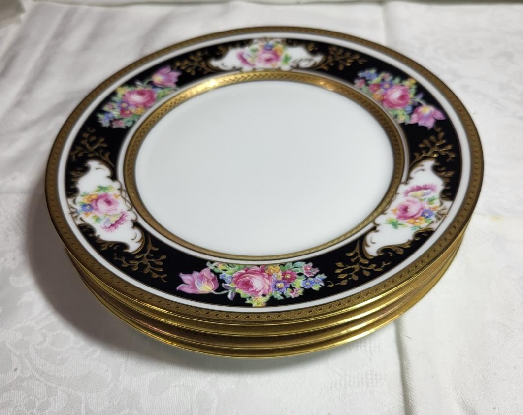 Service Ancienne Manufacture Royale Limoges France doré à l'or (75 pièces) en venta 2