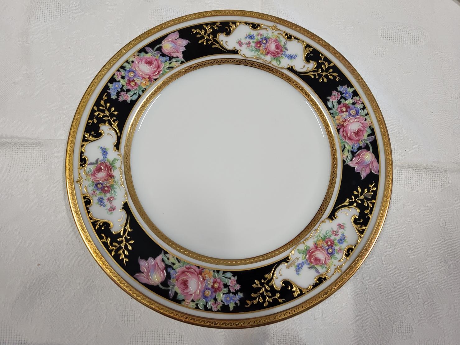 Service Ancienne Manufacture Royale Limoges France doré à l'or (75 pièces) Con cuentas en venta