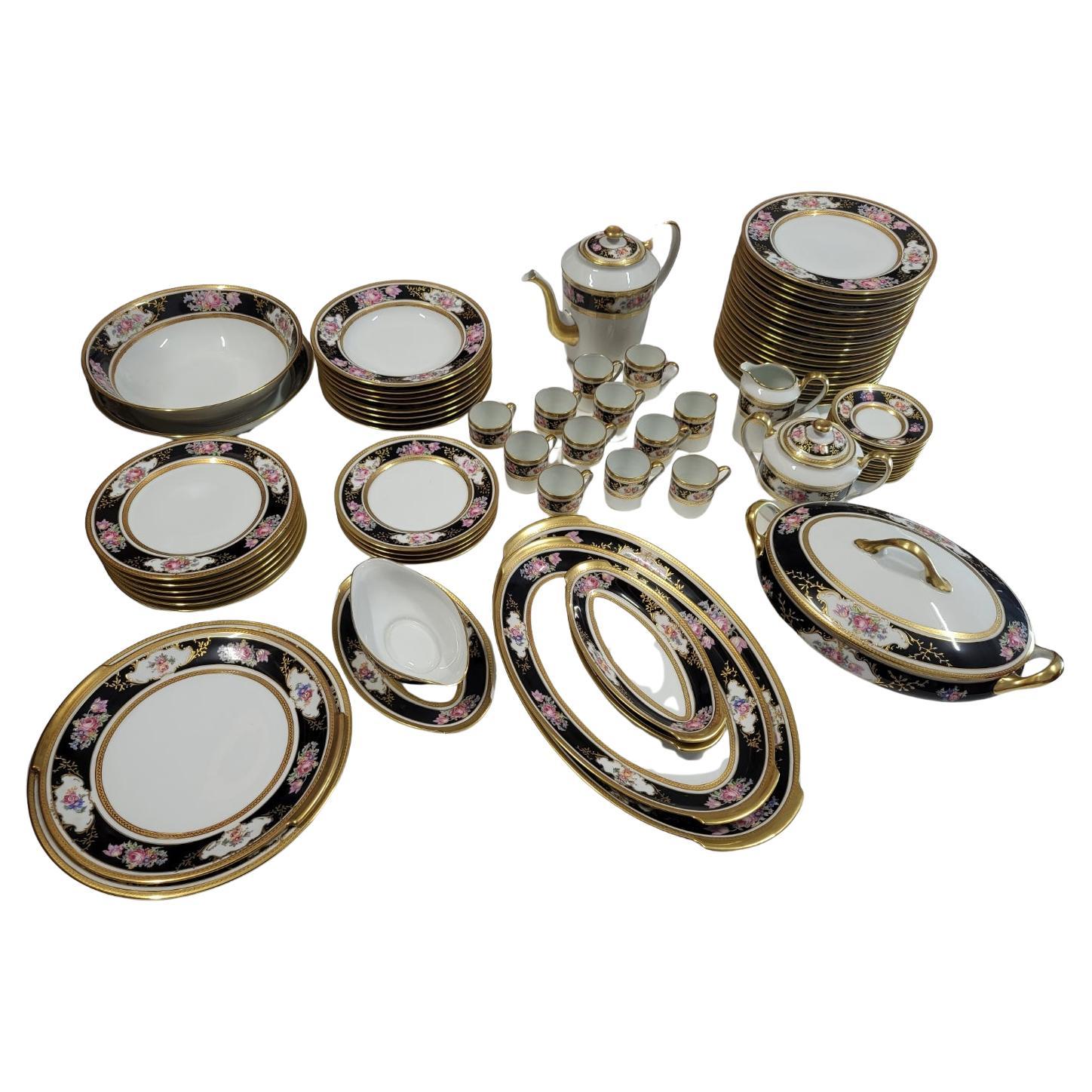 Service Ancienne Manufacture Royale Limoges France doré à l'or (75 pièces)