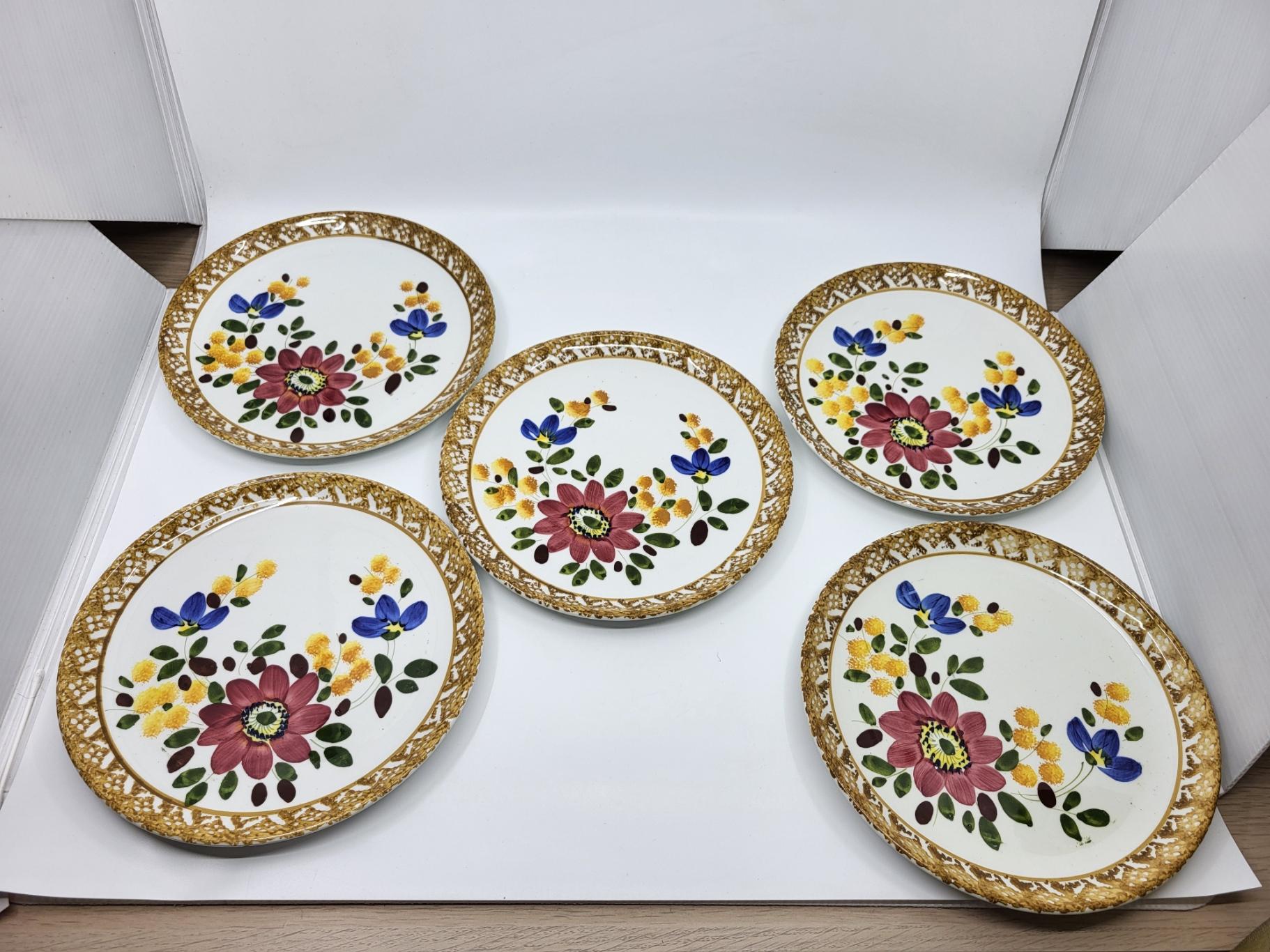 Mid-Century Modern Service assiette et plats signé Made Italy en faïence  1970 By Vintage (lot de 12) en vente