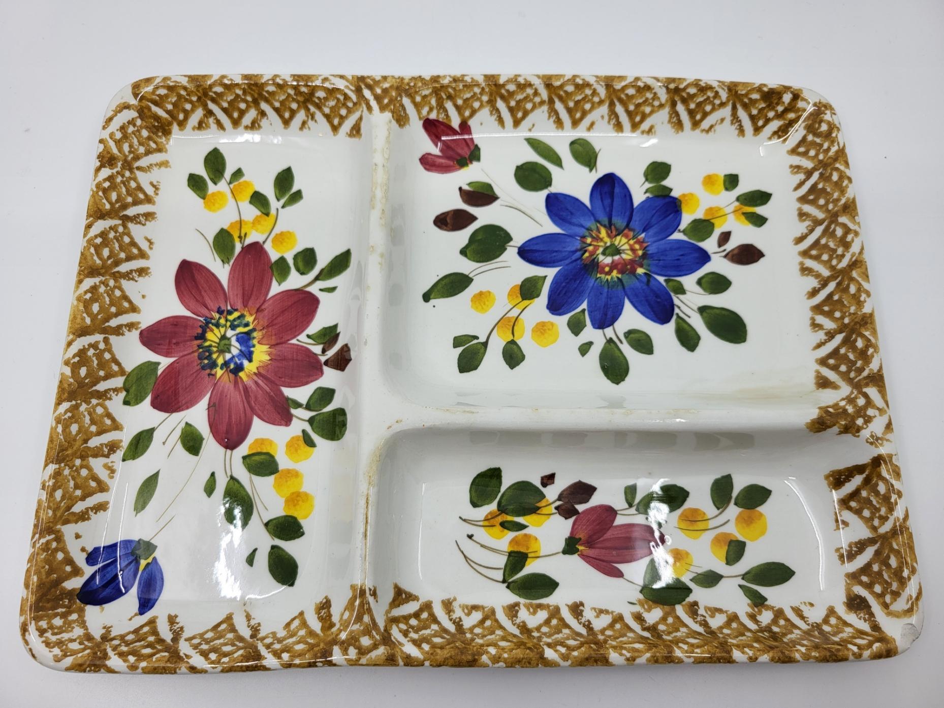 20ième siècle Service assiette et plats signé Made Italy en faïence  1970 By Vintage (lot de 12) en vente