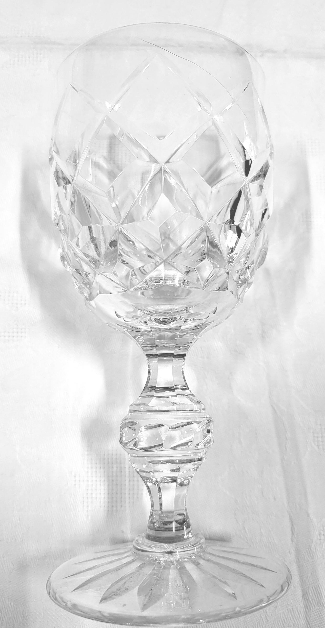 Service de verres en cristal Francais style Saint Louis (lot de 18) en vente 4