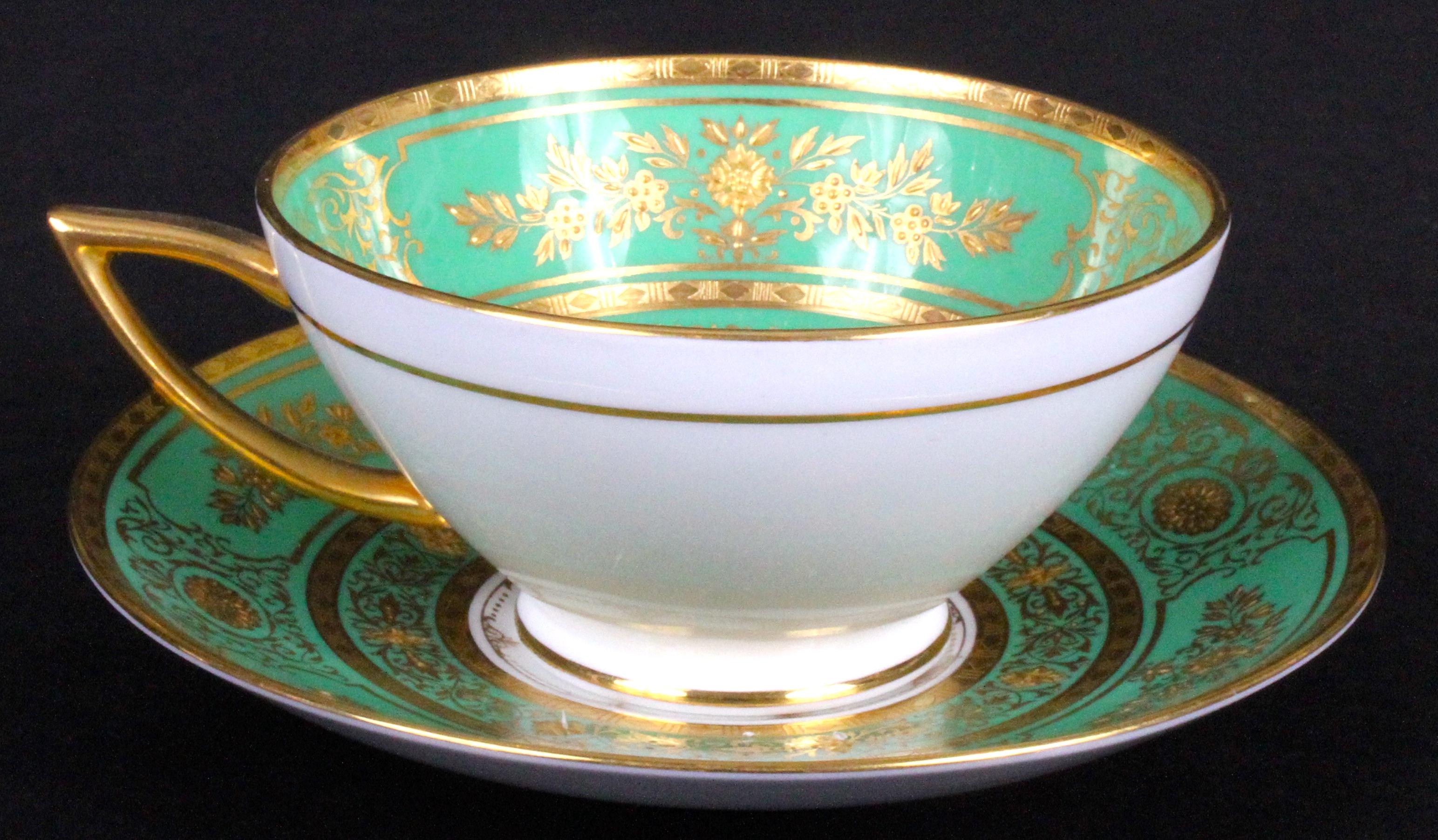 Service for 18 of Minton for Tiffany, Green and Gold For Sale 2
