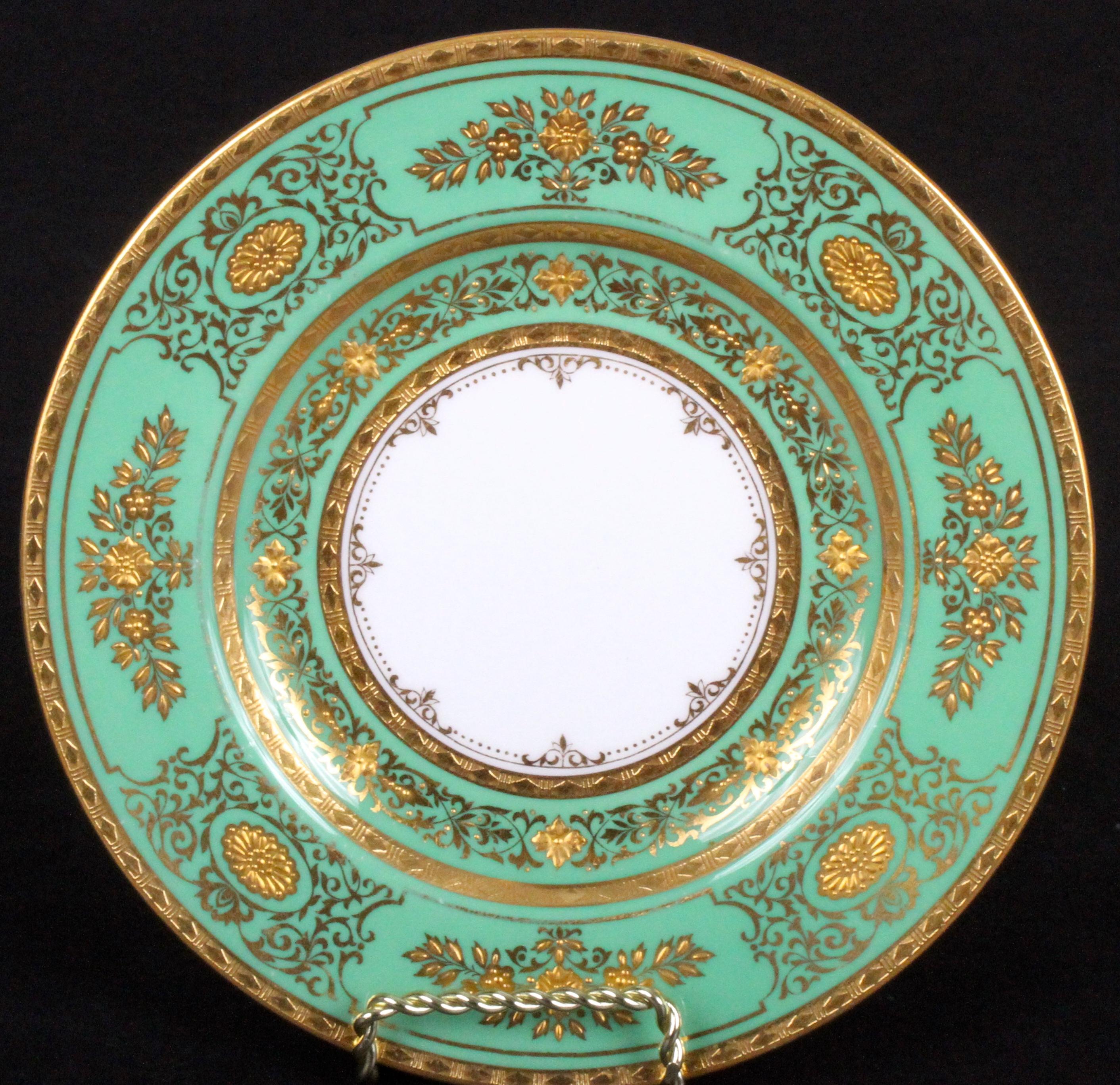 Mid-20th Century Service for 18 of Minton for Tiffany, Green and Gold For Sale
