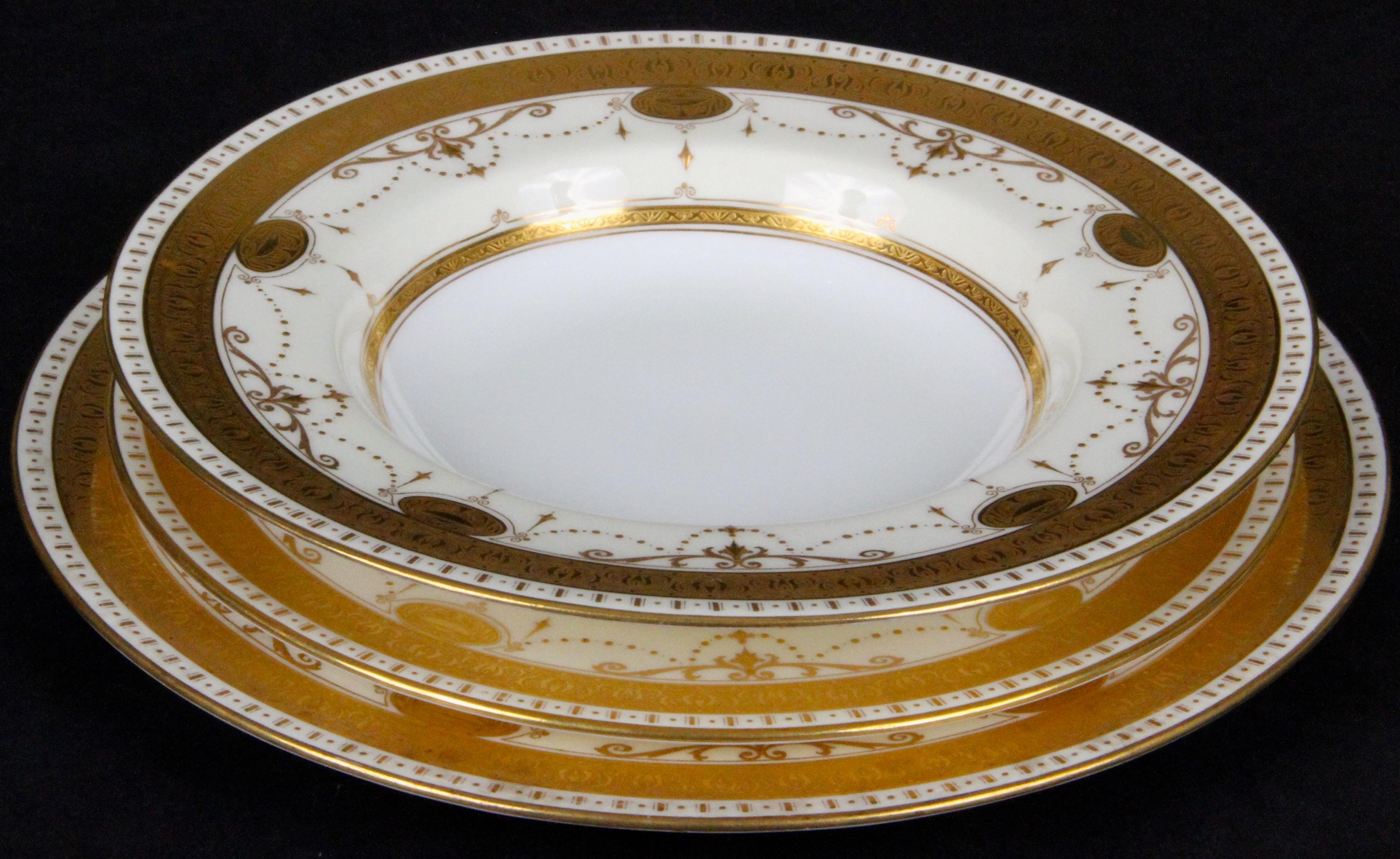 Gold Leaf Service for 8 of Antique Minton for Tiffany Medallion Plates For Sale