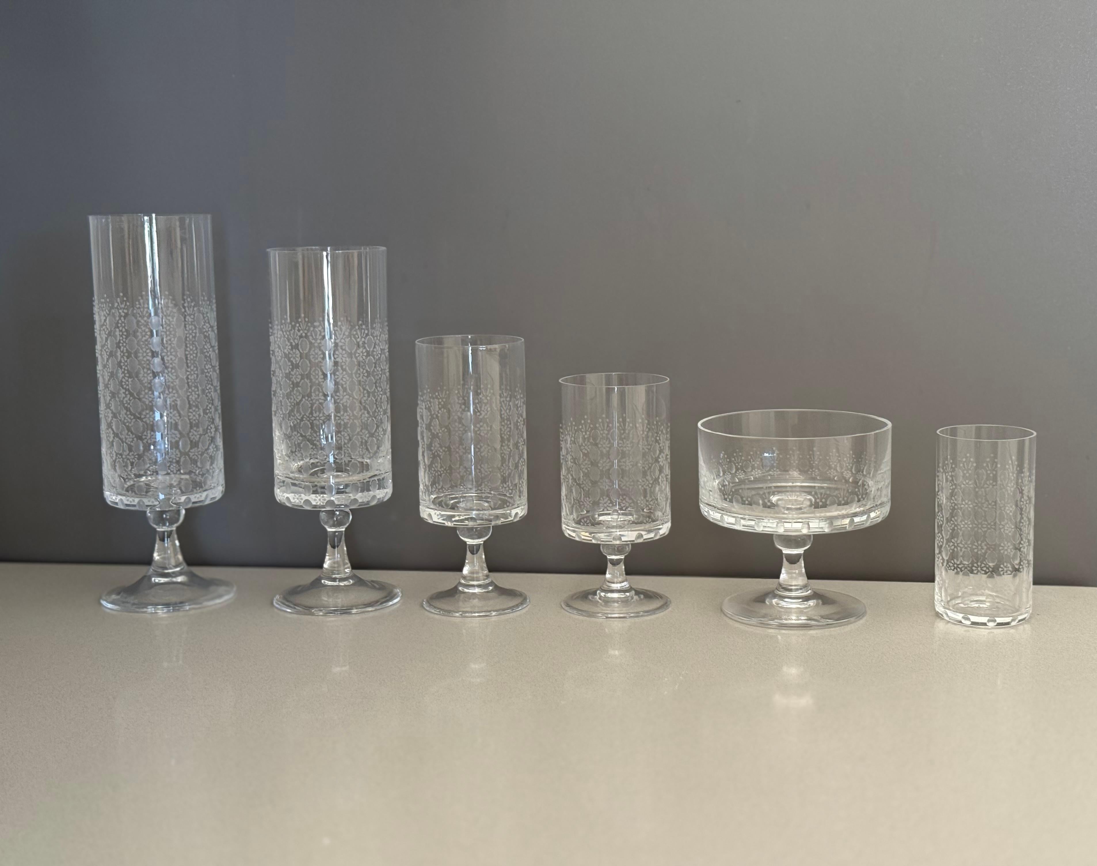 Service for Six Rosenthal “Romance” Crystal Stemware  by Bijorn Wiinblad im Angebot 2