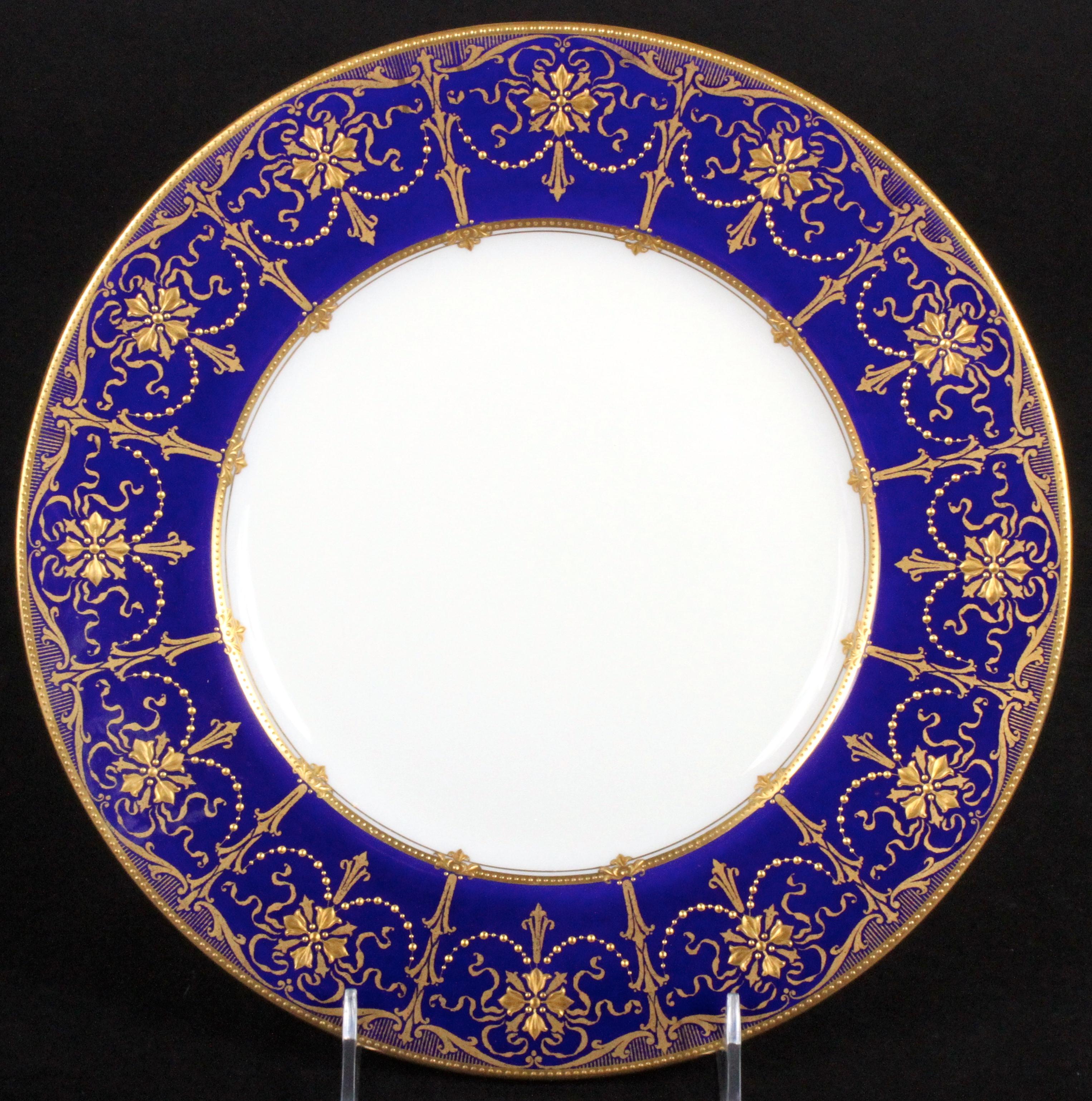 Victorian Service of 24 Minton Cobalt Blue Gold-Encrusted Plates For Sale