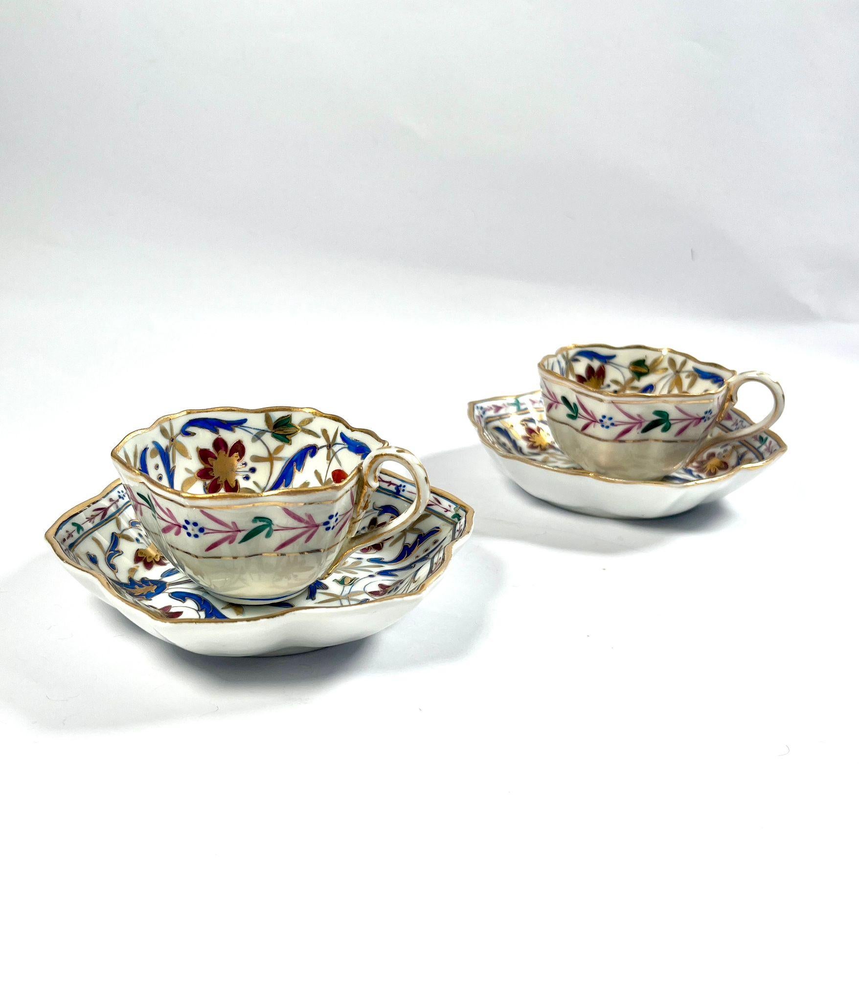 Servizio di 5 tazze e piattini in porcellana Fischer e Mieg - CIRCA 1850 in vendita 5