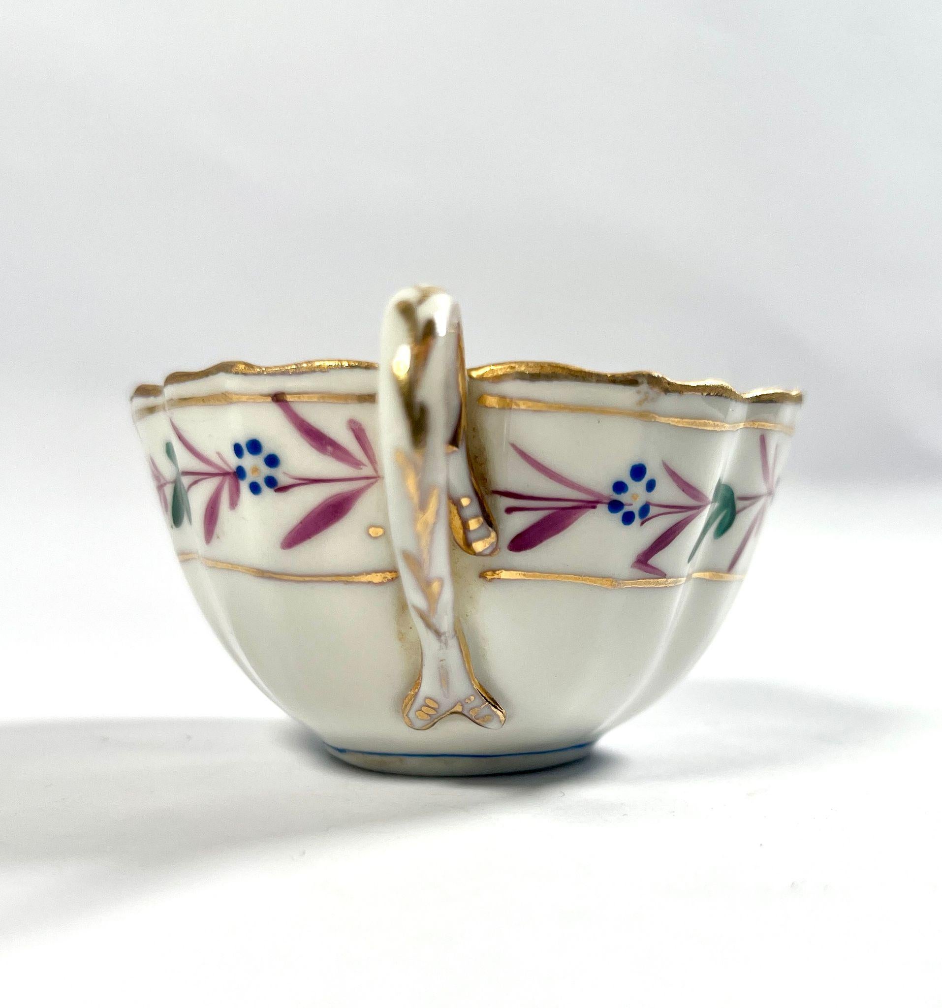 Metà XIX secolo Servizio di 5 tazze e piattini in porcellana Fischer e Mieg - CIRCA 1850 in vendita